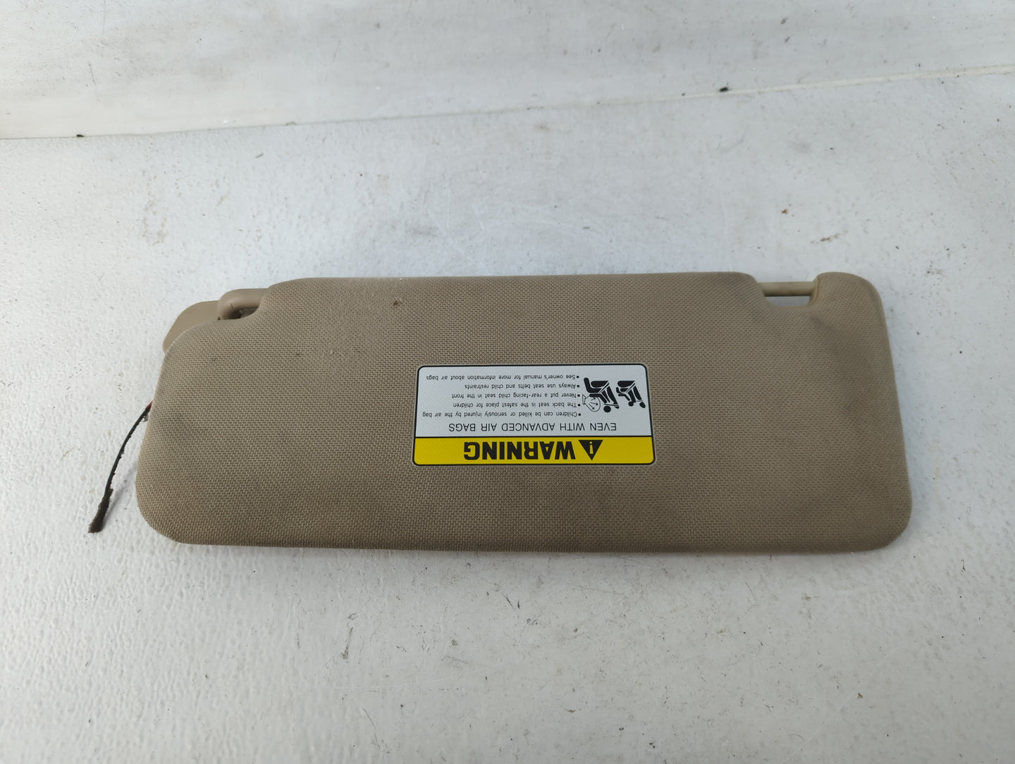 2015-2019 Hyundai Sonata Sun Visor Shade Replacement Passenger Right Mirror Fits Fits 2015 2016 2017 2018 2019 OEM Used Auto