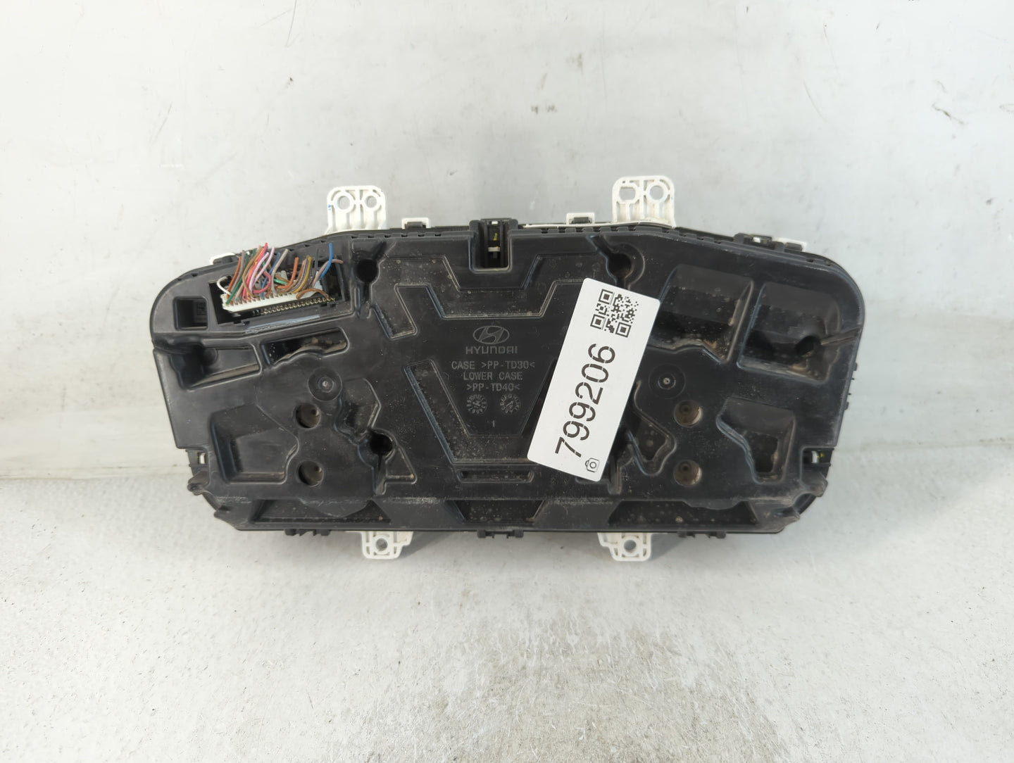 2015 Hyundai Sonata Instrument Cluster Speedometer Gauges P/N:94001-C2000 Fits OEM Used Auto Parts - Oemusedautoparts1.com
