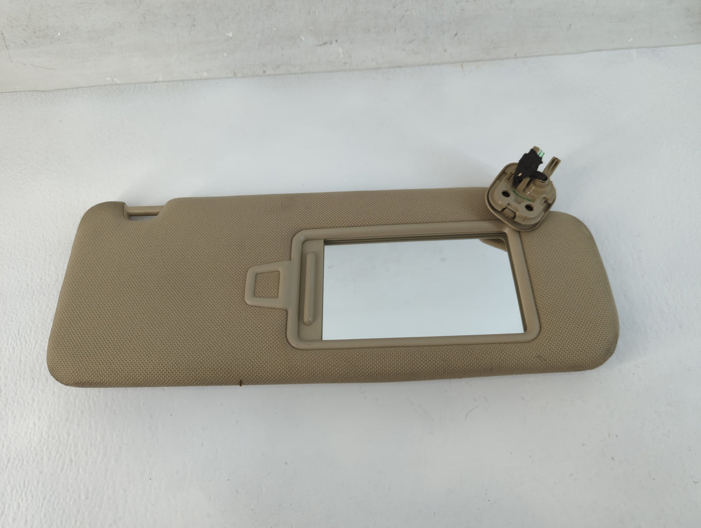 2015-2019 Hyundai Sonata Sun Visor Shade Replacement Passenger Right Mirror Fits Fits 2015 2016 2017 2018 2019 OEM Used Auto