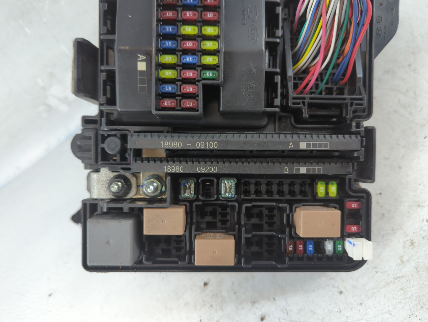 2015 Hyundai Sonata Fusebox Fuse Box Panel Relay Module P/N:91950-C1820 Fits OEM Used Auto Parts - Oemusedautoparts1.com
