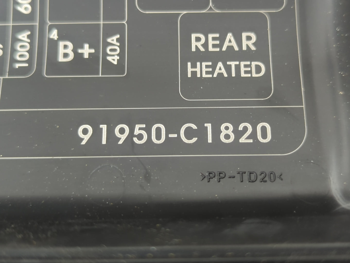 2015 Hyundai Sonata Fusebox Fuse Box Panel Relay Module P/N:91950-C1820 Fits OEM Used Auto Parts - Oemusedautoparts1.com