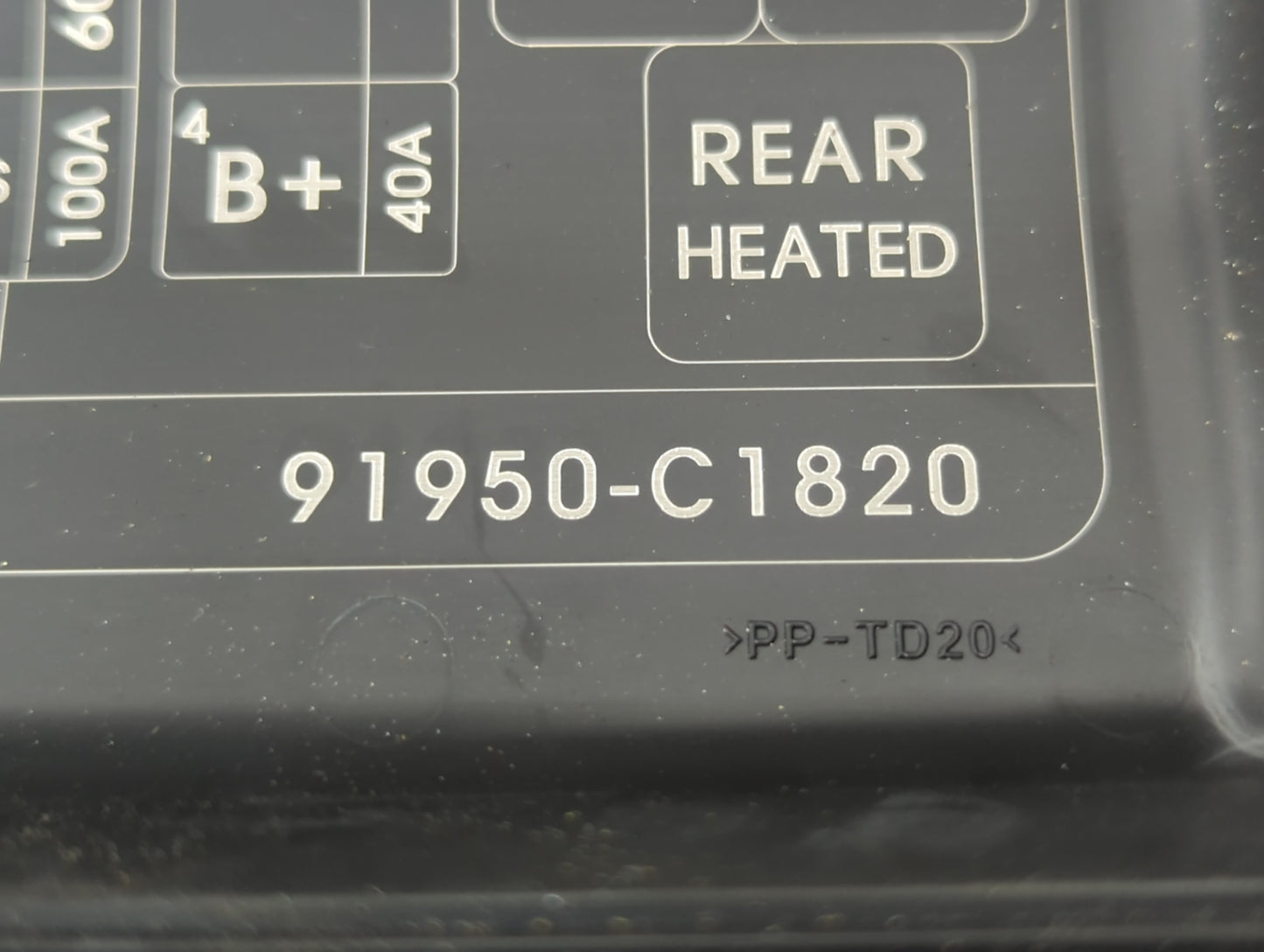 2015 Hyundai Sonata Fusebox Fuse Box Panel Relay Module P/N:91950-C1820 Fits OEM Used Auto Parts - Oemusedautoparts1.com