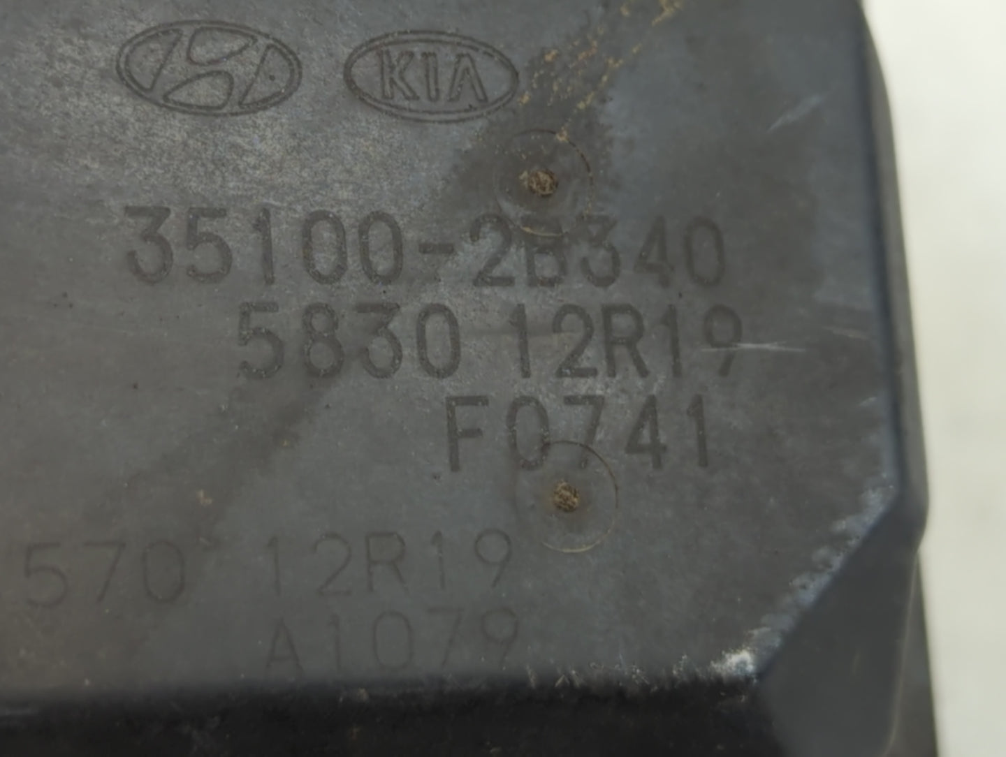 2015-2019 Hyundai Sonata Throttle Body P/N:35100-2B340 Fits Fits 2015 2016 2017 2018 2019 2020 2021 2022 OEM Used Auto Parts