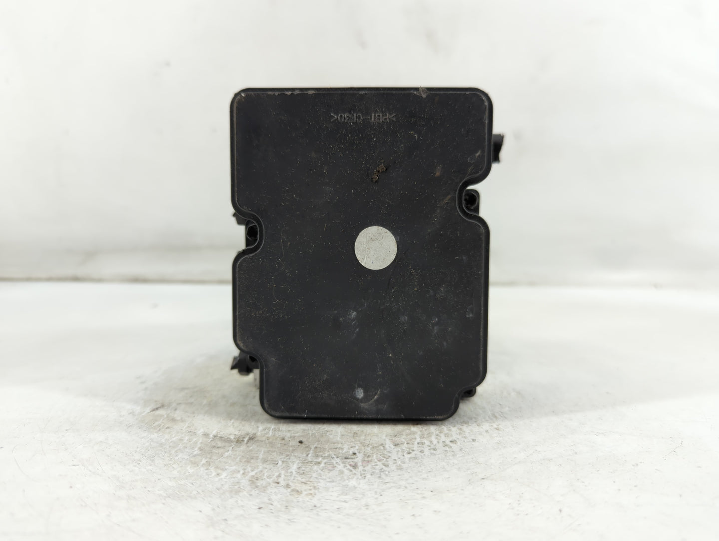 2015 Hyundai Sonata ABS Pump Control Module Replacement P/N:C2589-20500 DR33-2C405-AD Fits OEM Used Auto Parts - Oemusedauto