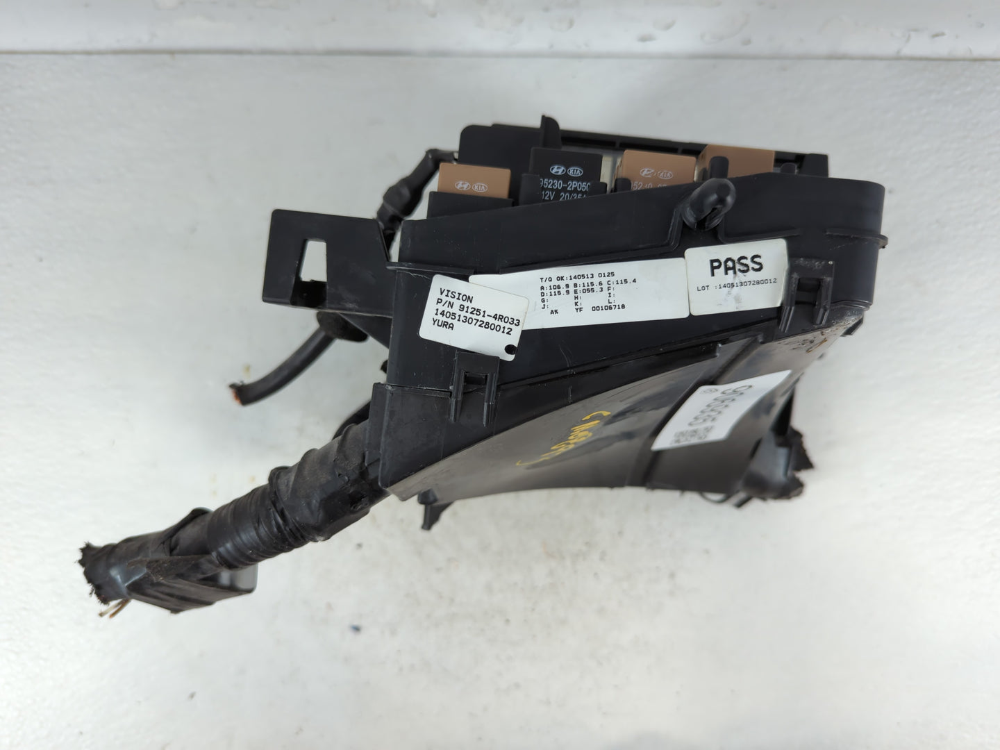 2013-2015 Hyundai Sonata Fusebox Fuse Box Panel Relay Module P/N:91251-4R033 Fits Fits 2013 2014 2015 OEM Used Auto Parts - 
