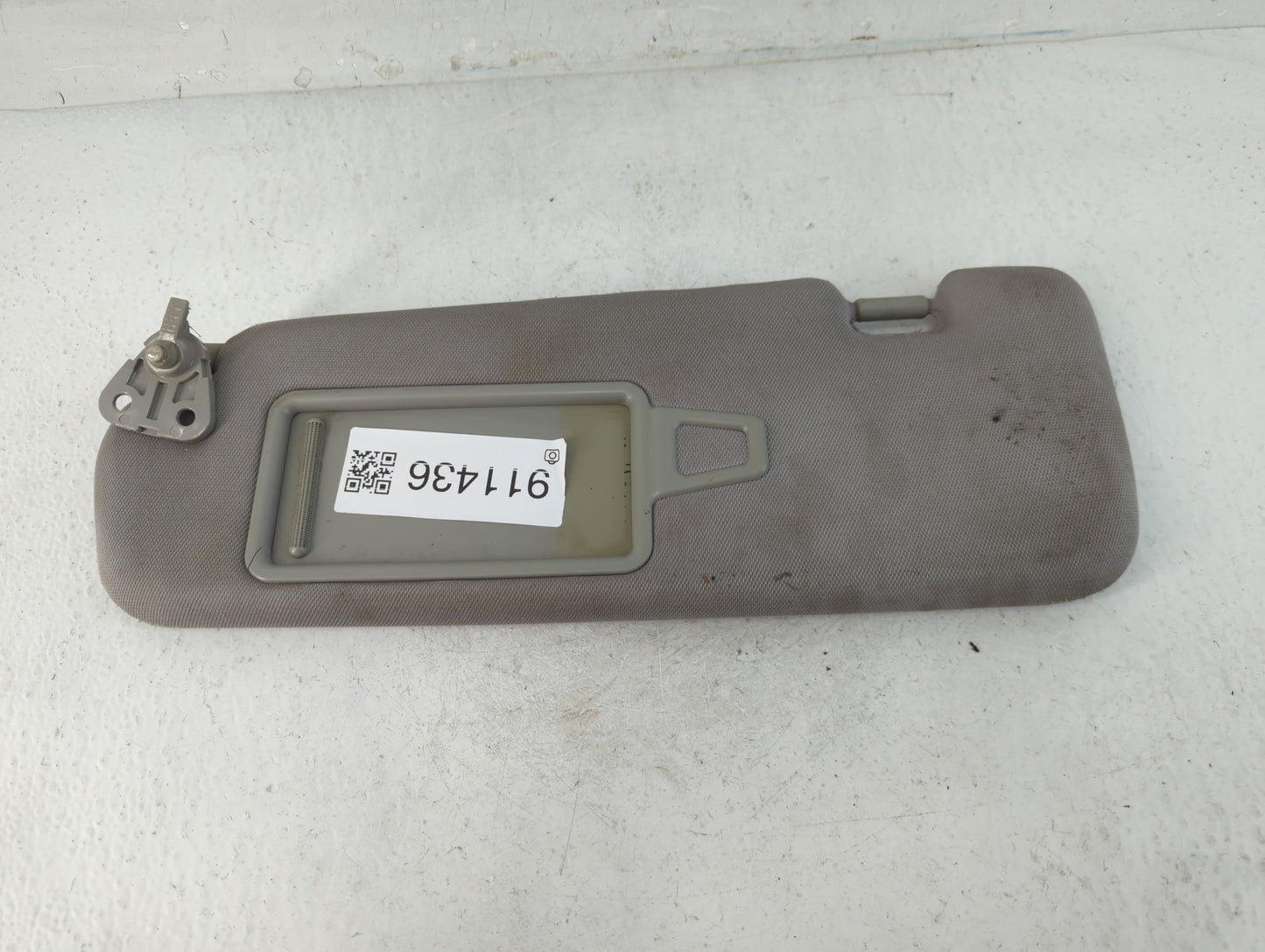 2011-2015 Hyundai Sonata Sun Visor Shade Replacement Driver Left Mirror Fits Fits 2011 2012 2013 2014 2015 OEM Used Auto Par
