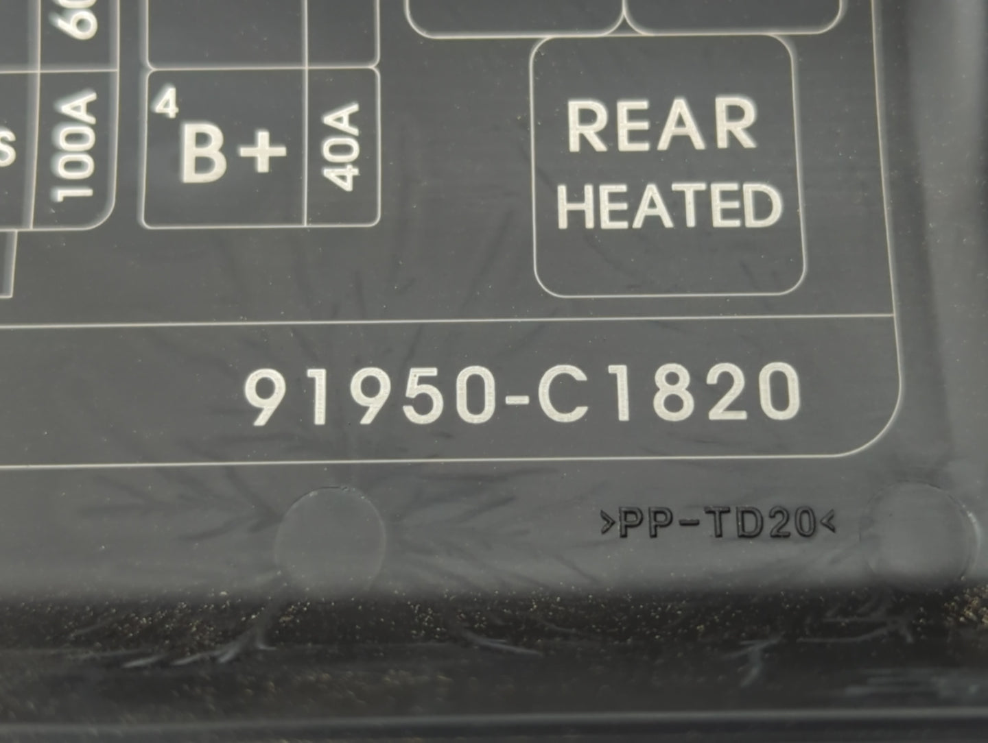 2015 Hyundai Sonata Fusebox Fuse Box Panel Relay Module P/N:91950-C1820 Fits OEM Used Auto Parts - Oemusedautoparts1.com