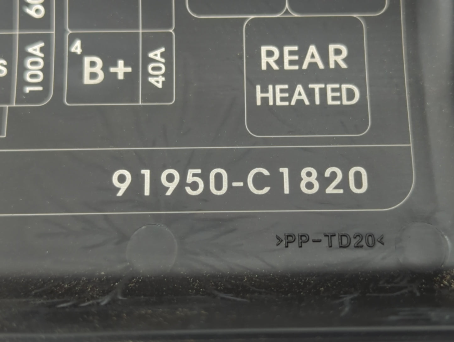 2015 Hyundai Sonata Fusebox Fuse Box Panel Relay Module P/N:91950-C1820 Fits OEM Used Auto Parts - Oemusedautoparts1.com