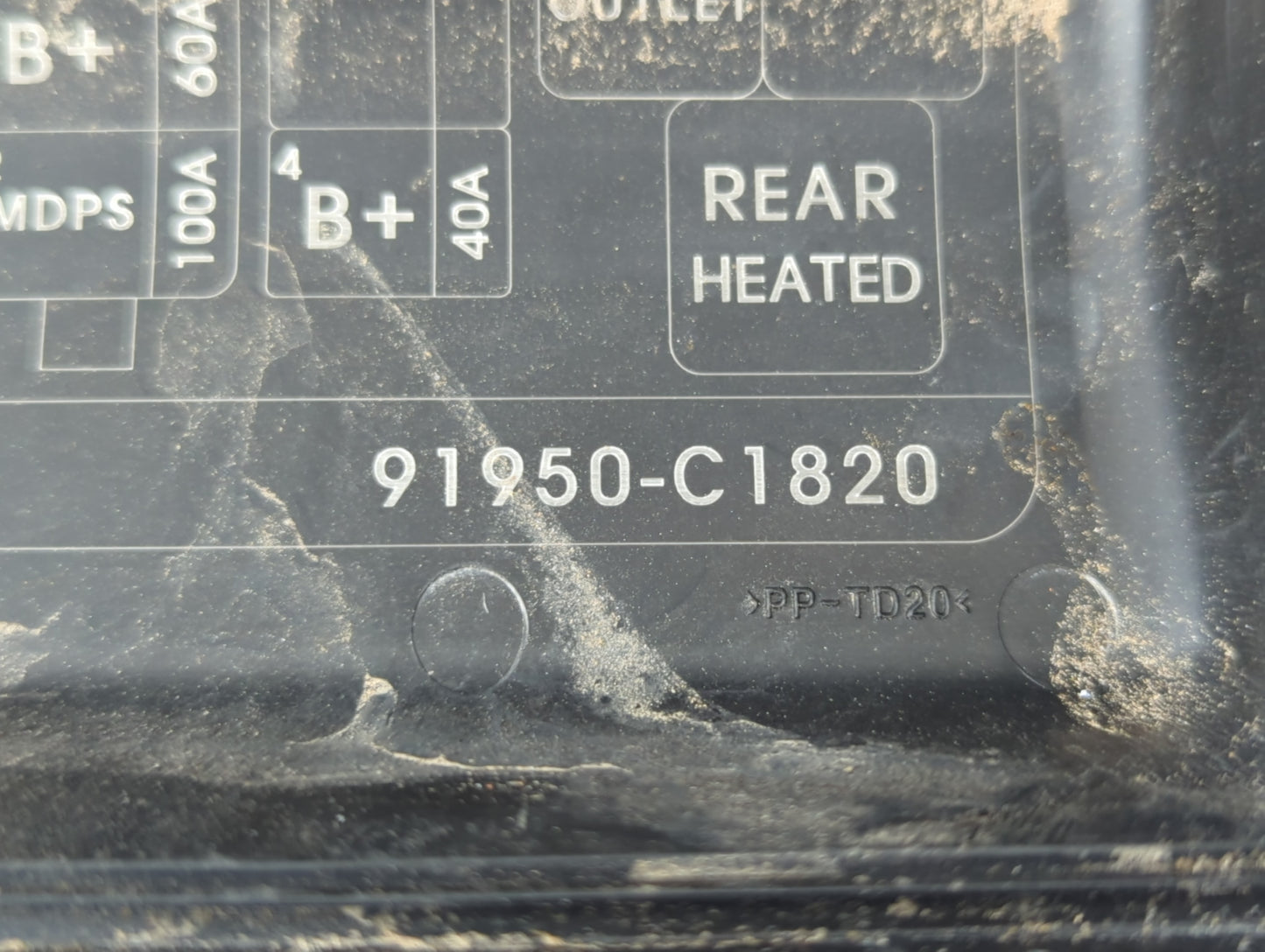 2015 Hyundai Sonata Fusebox Fuse Box Panel Relay Module P/N:91950-C1820 Fits OEM Used Auto Parts - Oemusedautoparts1.com