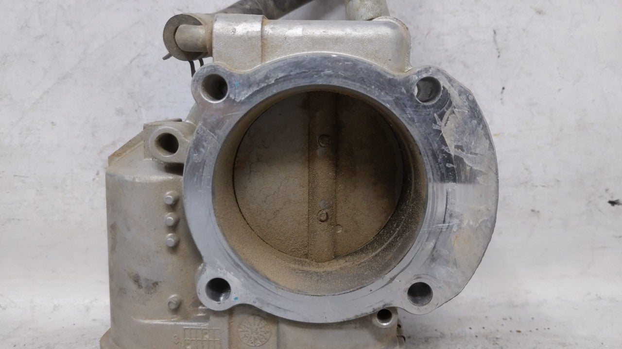 2014-2015 Hyundai Tucson Throttle Body P/N:35100-2G700 Fits Fits 2011 2012 2013 2014 2015 2016 OEM Used Auto Parts - Oemused