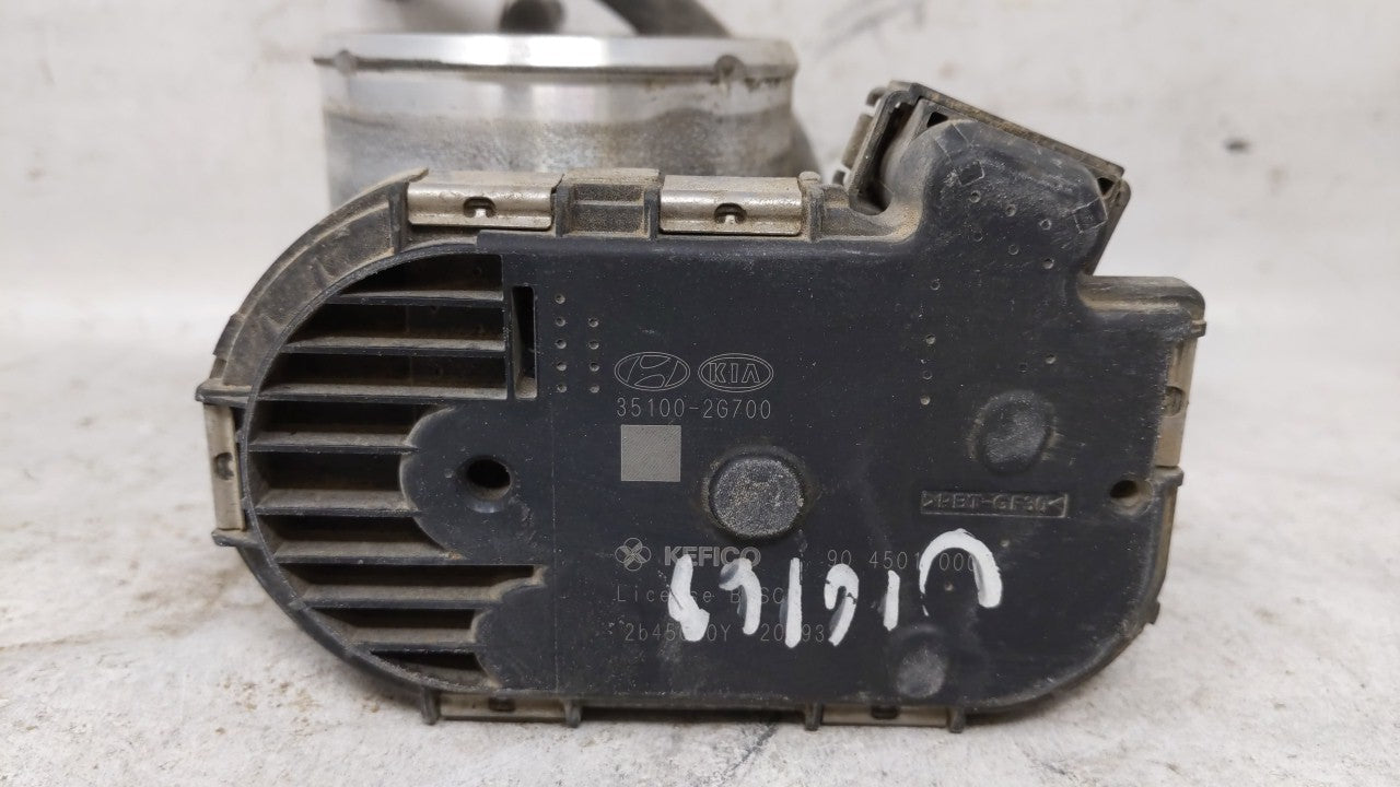 2014-2015 Hyundai Tucson Throttle Body P/N:35100-2G700 Fits Fits 2011 2012 2013 2014 2015 2016 OEM Used Auto Parts - Oemused