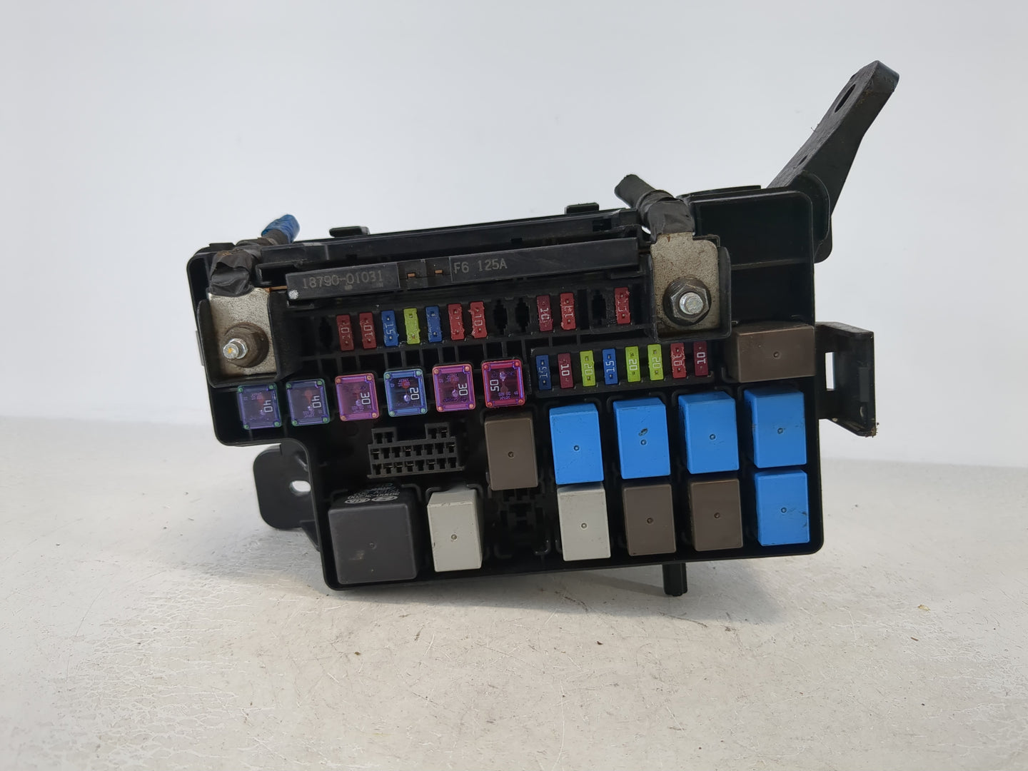 2014-2015 Hyundai Tucson Fusebox Fuse Box Panel Relay Module P/N:91418 2K 160 Fits Fits 2014 2015 OEM Used Auto Parts - Oemu
