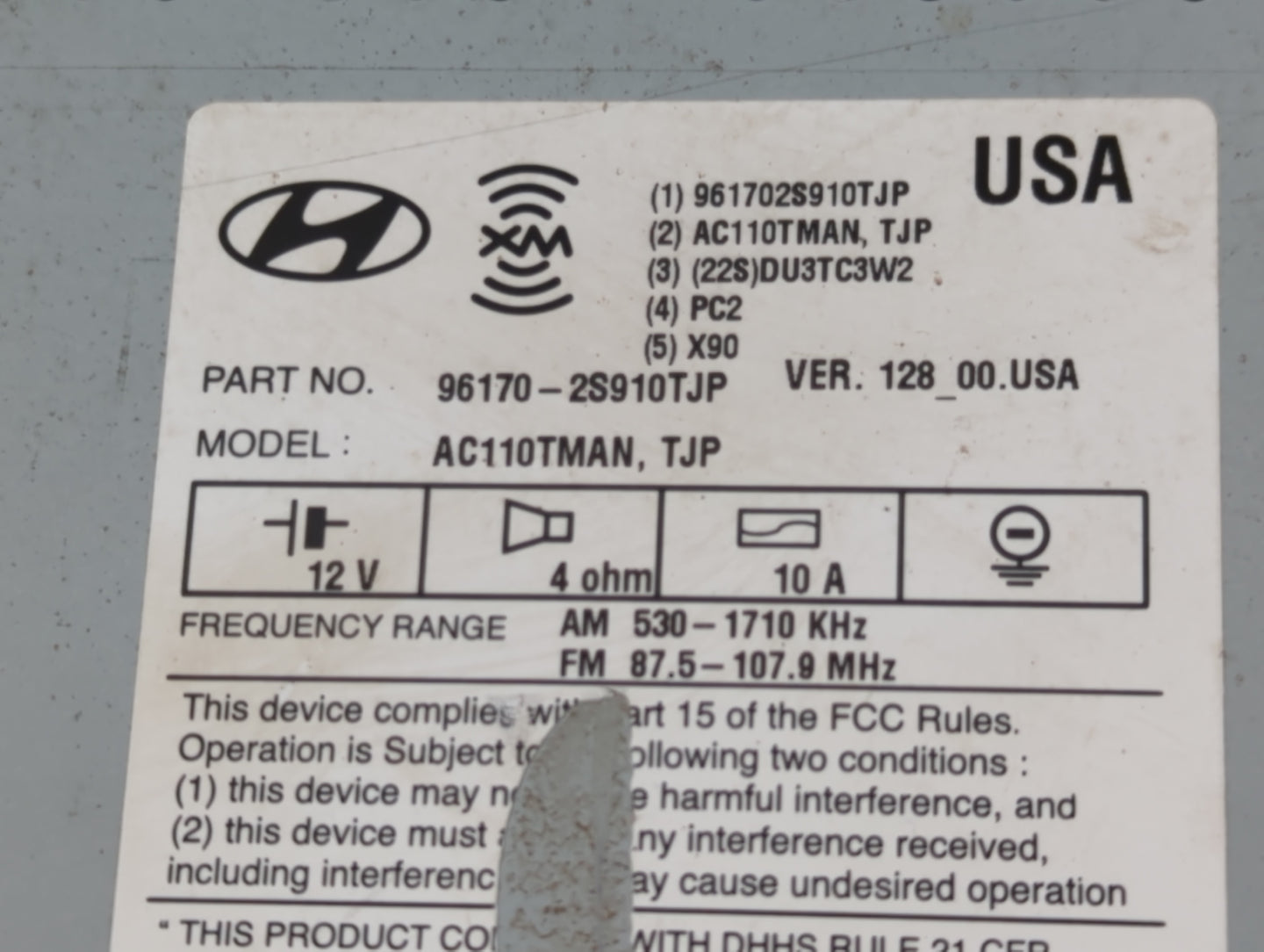 2014-2015 Hyundai Tucson Radio AM FM Cd Player Receiver Replacement P/N:96170-2S910TJP Fits Fits 2014 2015 OEM Used Auto Par