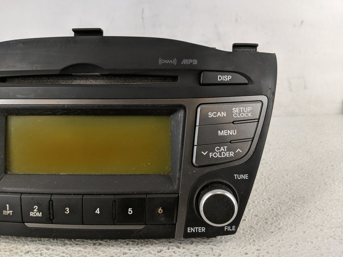 2014-2015 Hyundai Tucson Radio AM FM Cd Player Receiver Replacement P/N:96150-2S330TJN Fits Fits 2014 2015 OEM Used Auto Par