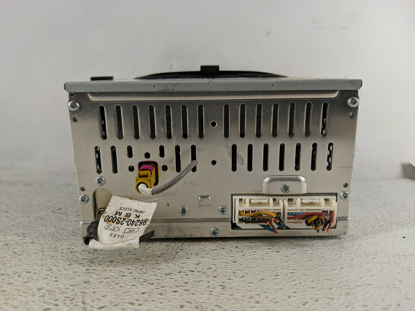 2014-2015 Hyundai Tucson Radio AM FM Cd Player Receiver Replacement P/N:96150-2S330TJN Fits Fits 2014 2015 OEM Used Auto Par