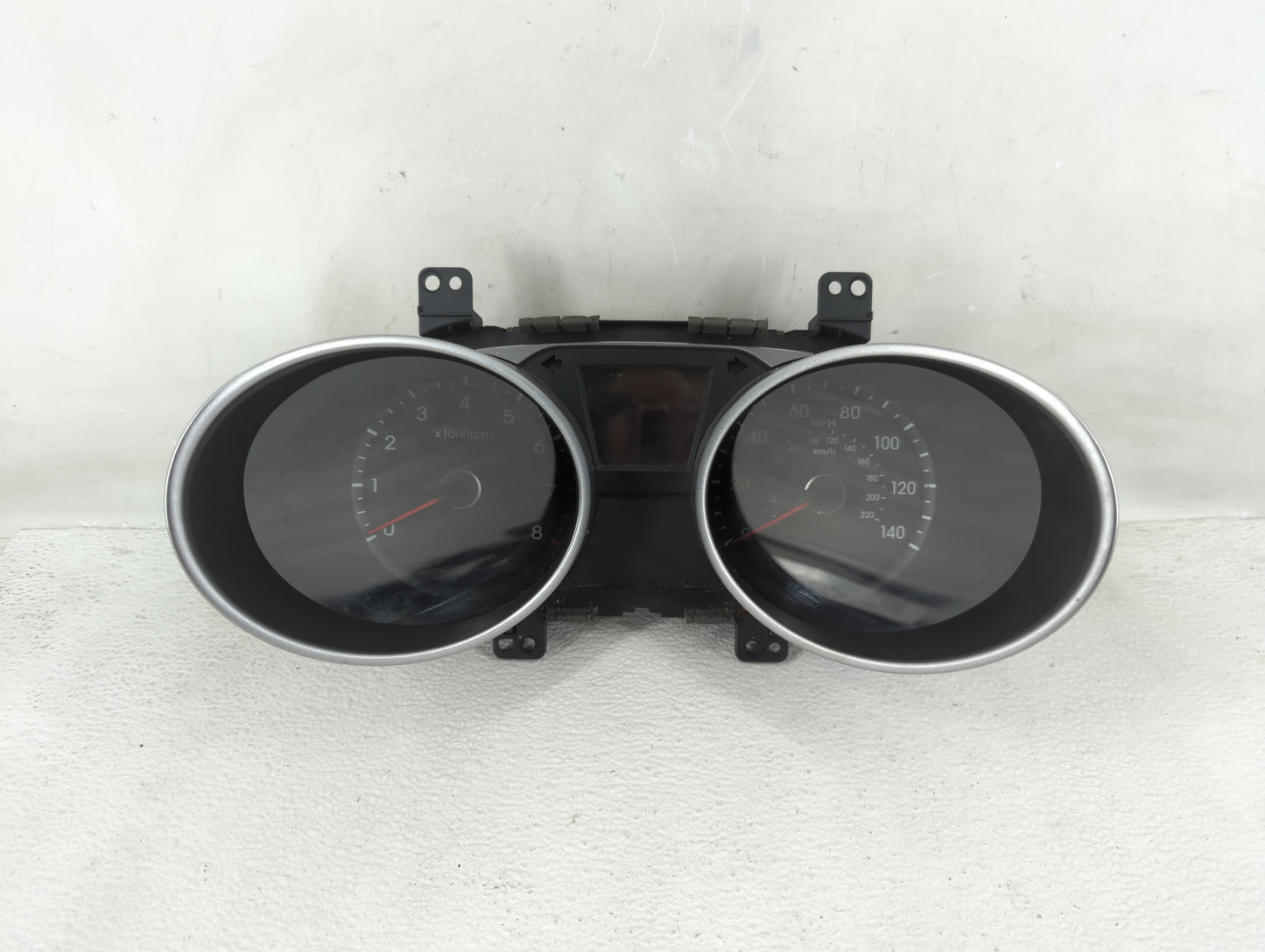 2014-2015 Hyundai Tucson Instrument Cluster Speedometer Gauges Fits Fits 2014 2015 OEM Used Auto Parts - Oemusedautoparts1.c