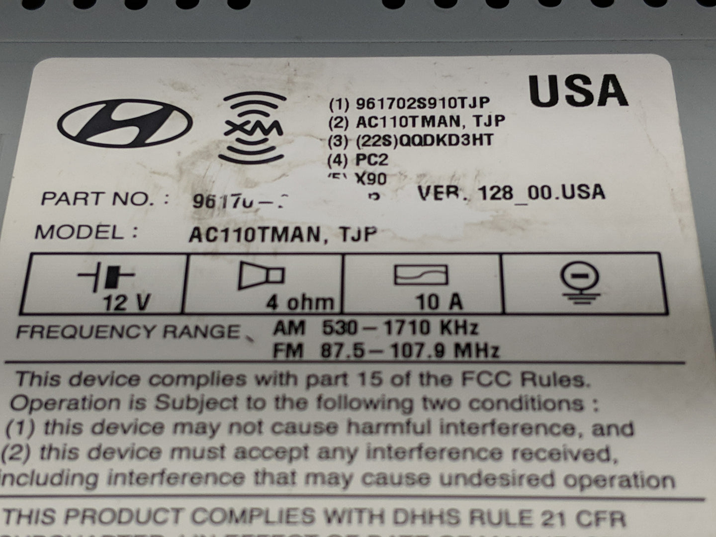 2014-2015 Hyundai Tucson Radio AM FM Cd Player Receiver Replacement Fits Fits 2014 2015 OEM Used Auto Parts - Oemusedautopar