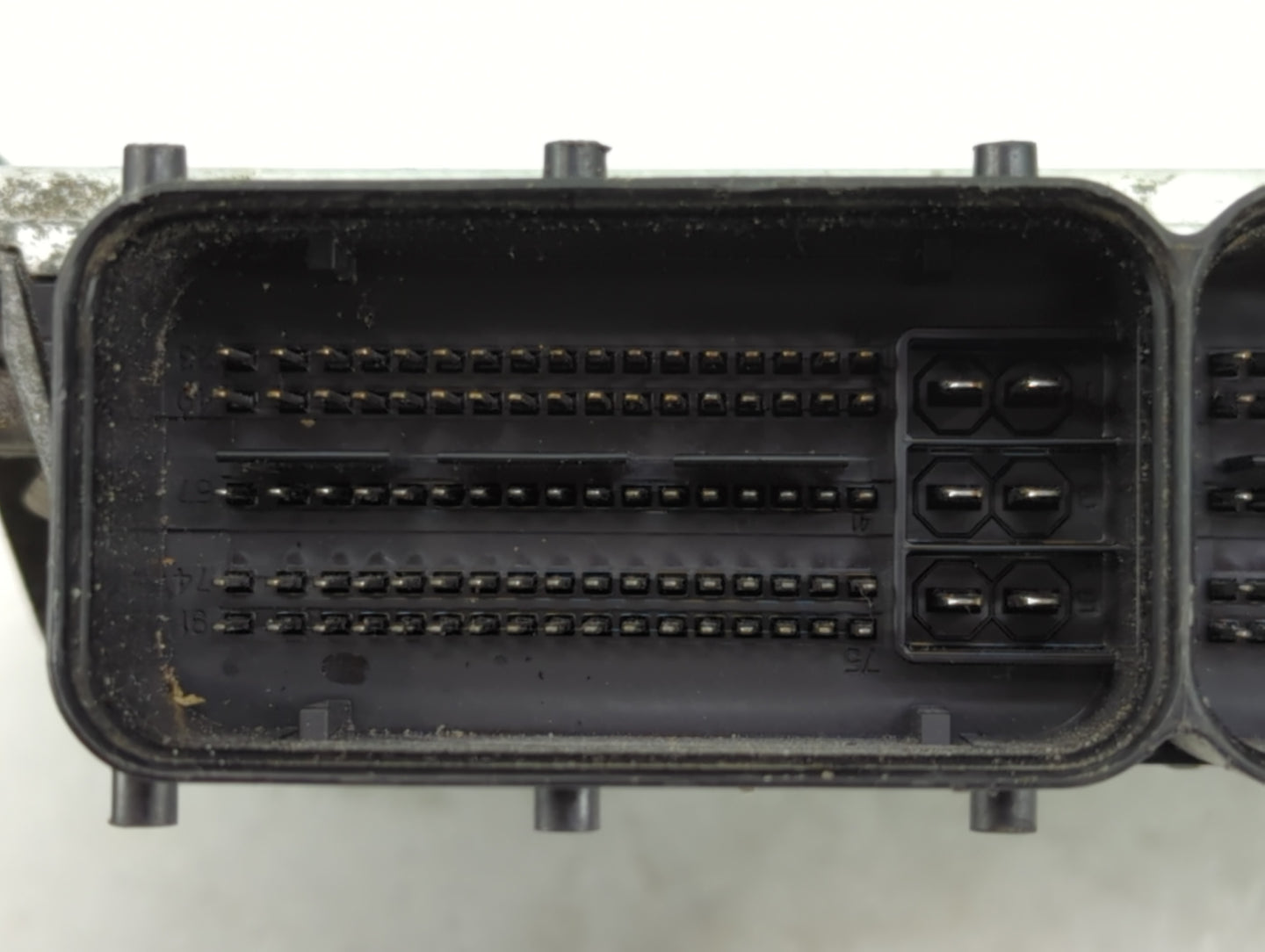 2014-2015 Hyundai Tucson PCM Engine Control Computer ECU ECM PCU OEM P/N:39106-2GBD2 39136-2GBD2 Fits Fits 2014 2015 OEM Use