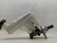 2010-2015 Hyundai Tucson Brake Master Cylinder - Oemusedautoparts1.com