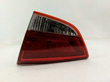 2010-2015 Hyundai Tucson Tail Light Assembly Passenger Right OEM P/N:92406-2S02 Fits Fits 2010 2011 2012 2013 2014 2015 OEM 