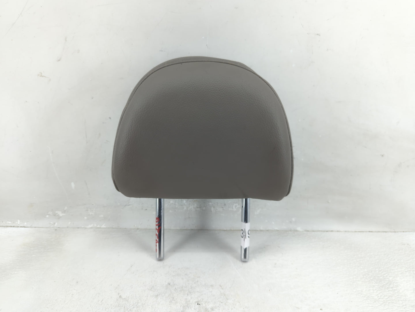 2010-2016 Hyundai Tucson Headrest Head Rest Rear Seat Fits Fits 2010 2011 2012 2013 2014 2015 2016 OEM Used Auto Parts - Oem