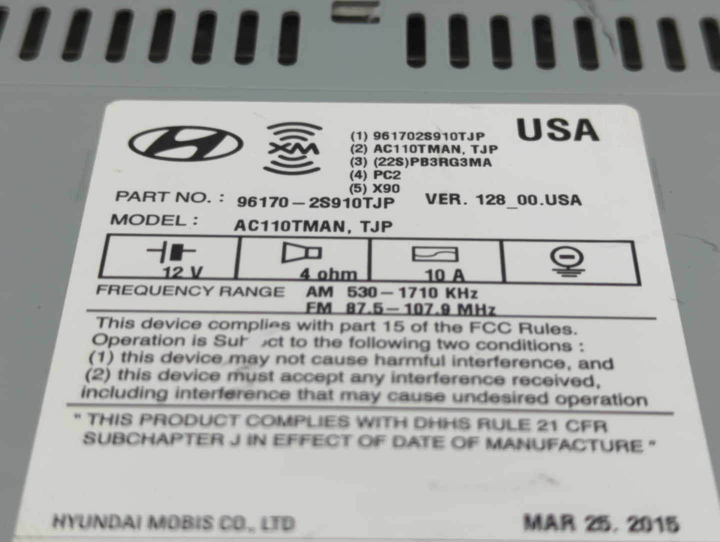 2014-2015 Hyundai Tucson Radio AM FM Cd Player Receiver Replacement P/N:96170-2S910TJP Fits Fits 2014 2015 OEM Used Auto Par