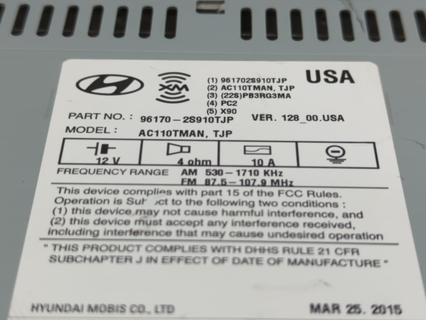 2014-2015 Hyundai Tucson Radio AM FM Cd Player Receiver Replacement P/N:96170-2S910TJP Fits Fits 2014 2015 OEM Used Auto Par