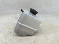 2014-2015 Hyundai Tucson Radiator Coolant Overflow Expansion Tank Bottle 1389995 - Oemusedautoparts1.com