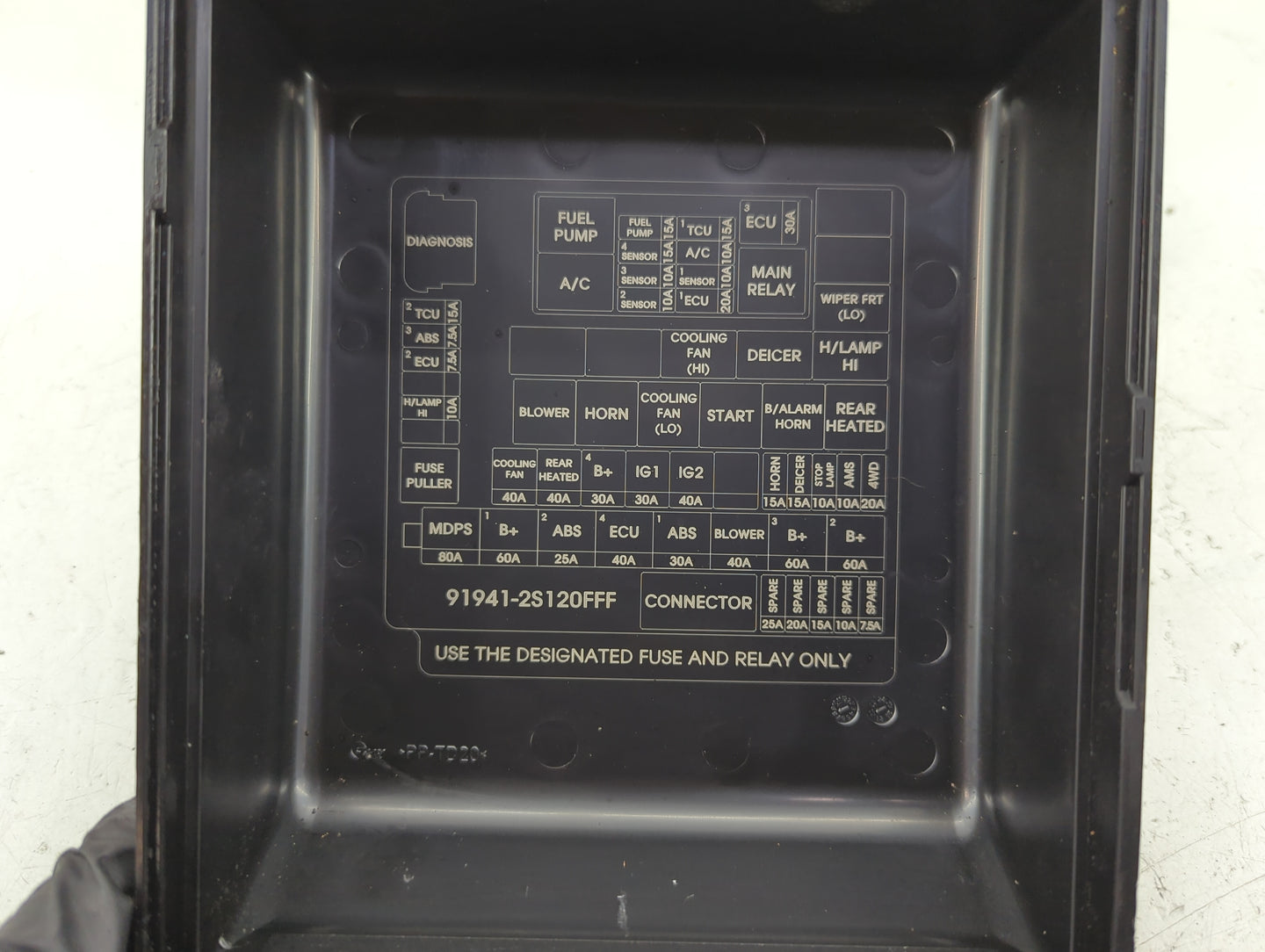 2014-2015 Hyundai Tucson Fusebox Fuse Box Panel Relay Module P/N:91941-2S120 Fits Fits 2014 2015 OEM Used Auto Parts - Oemus