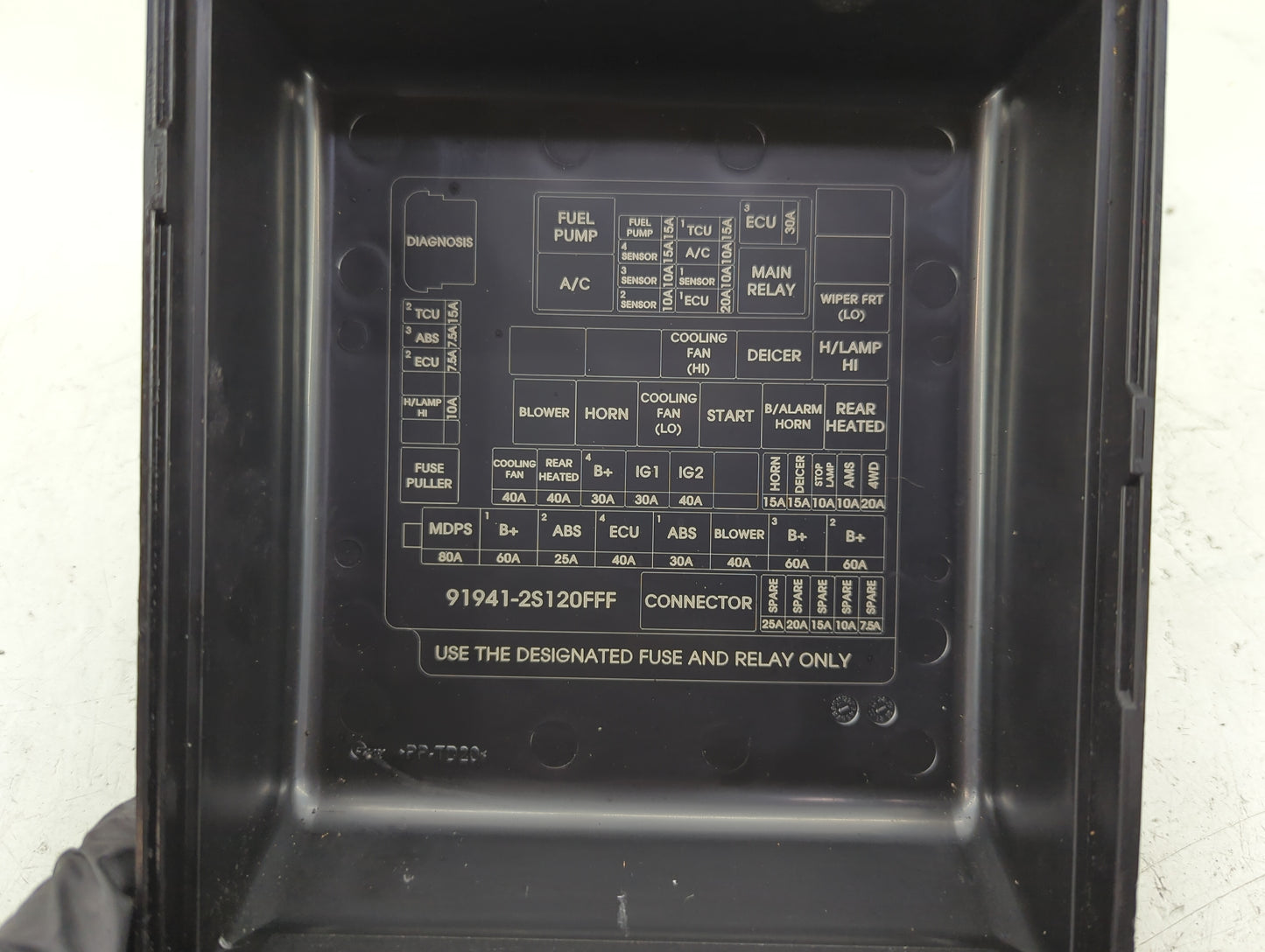 2014-2015 Hyundai Tucson Fusebox Fuse Box Panel Relay Module P/N:91941-2S120 Fits Fits 2014 2015 OEM Used Auto Parts - Oemus
