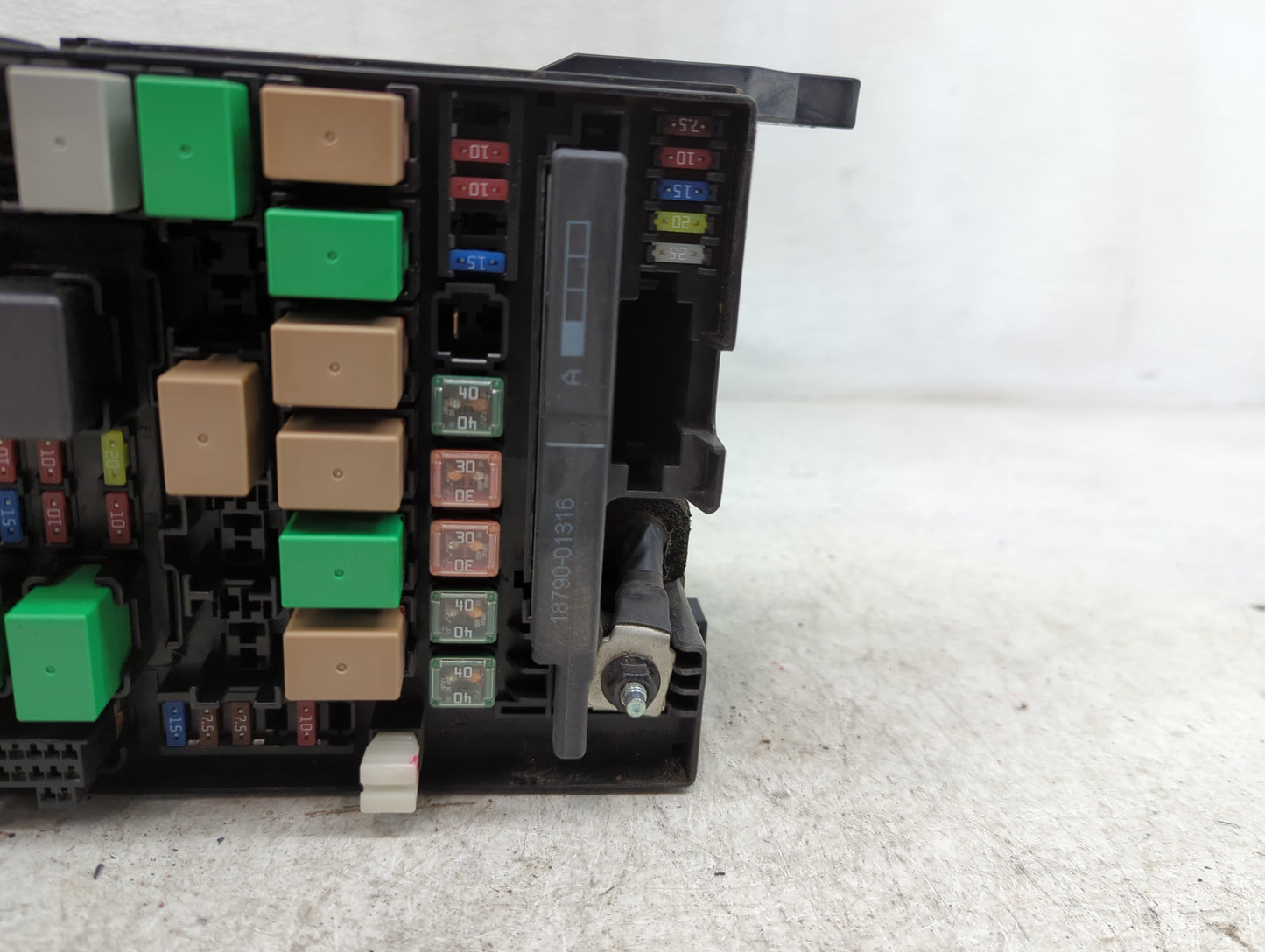 2014-2015 Hyundai Tucson Fusebox Fuse Box Panel Relay Module P/N:91308-2S150 91941-2S120 Fits Fits 2014 2015 OEM Used Auto P