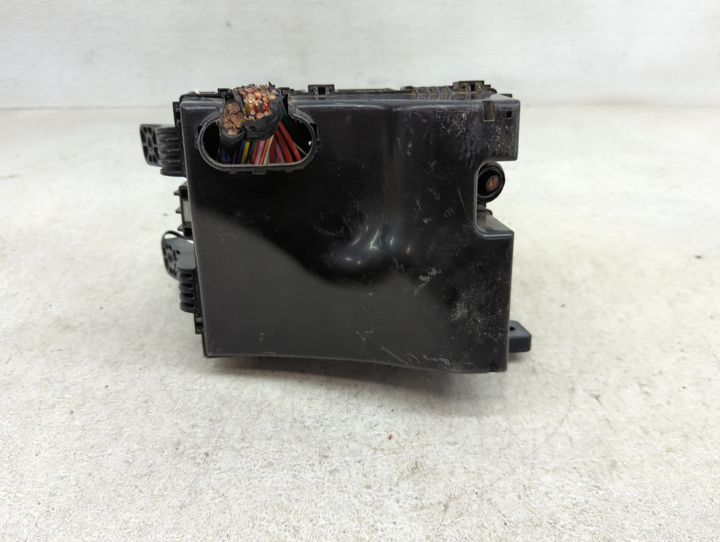 2014-2015 Hyundai Tucson Fusebox Fuse Box Panel Relay Module P/N:91308-2S150 91941-2S120 Fits Fits 2014 2015 OEM Used Auto P