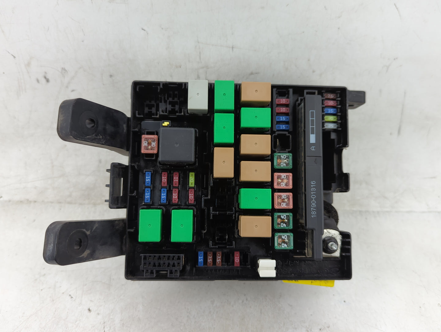 2014-2015 Hyundai Tucson Fusebox Fuse Box Panel Relay Module P/N:91941-2S120 Fits Fits 2014 2015 OEM Used Auto Parts - Oemus