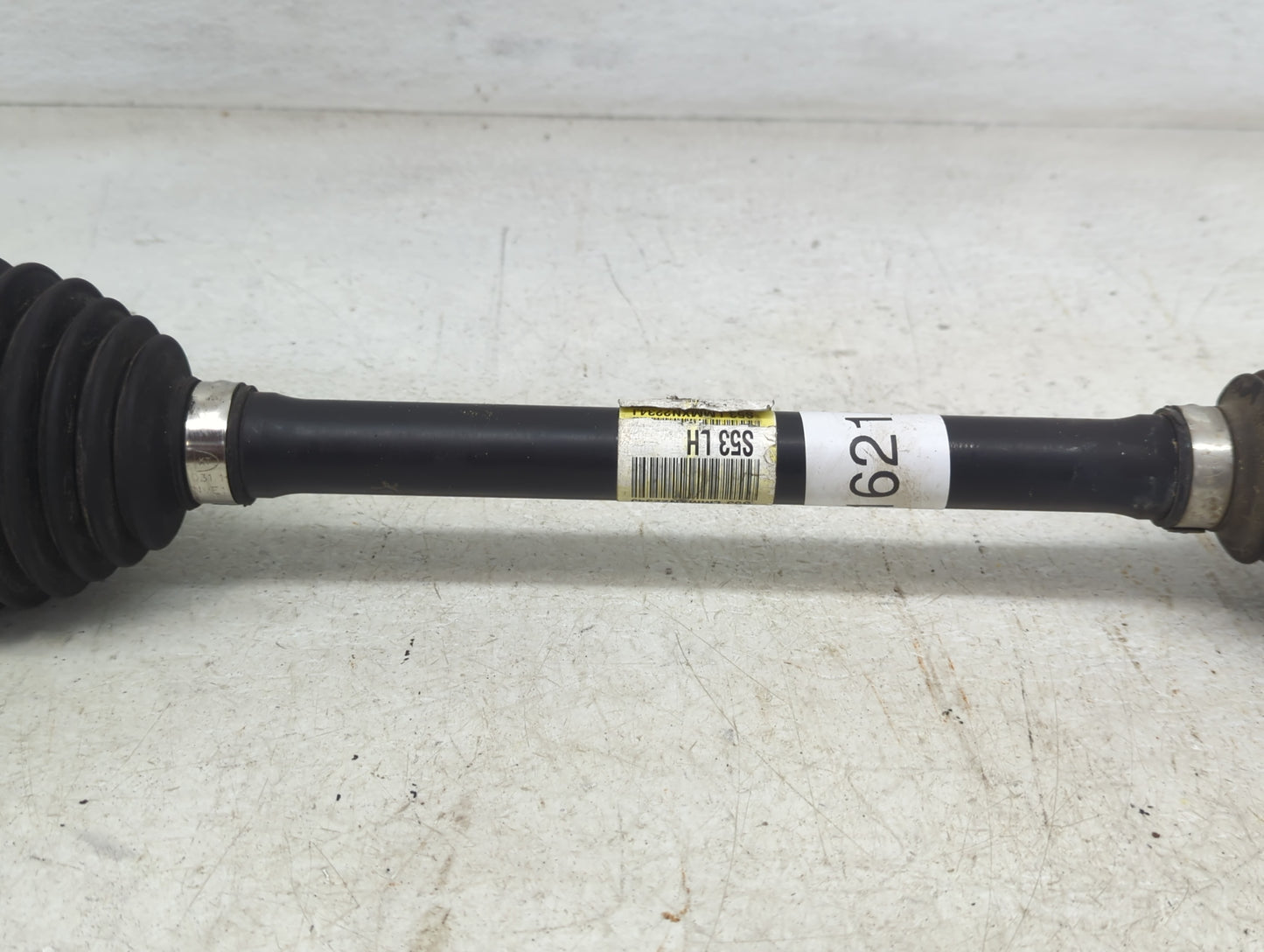 2014-2015 Hyundai Tucson Axle Shaft Front Driver Cv C/v - Oemusedautoparts1.com