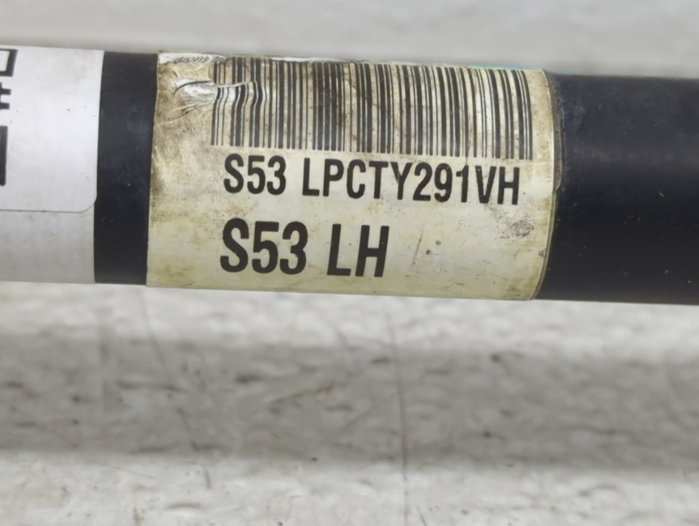 2014-2015 Hyundai Tucson Axle Shaft Front Driver Cv C/v - Oemusedautoparts1.com