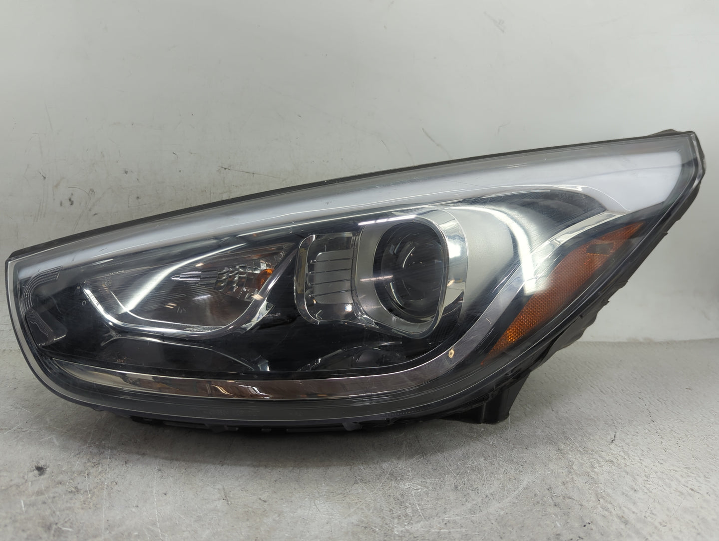2014-2017 Hyundai Tucson Driver Left Oem Head Light Headlight Lamp 1458902 - Oemusedautoparts1.com