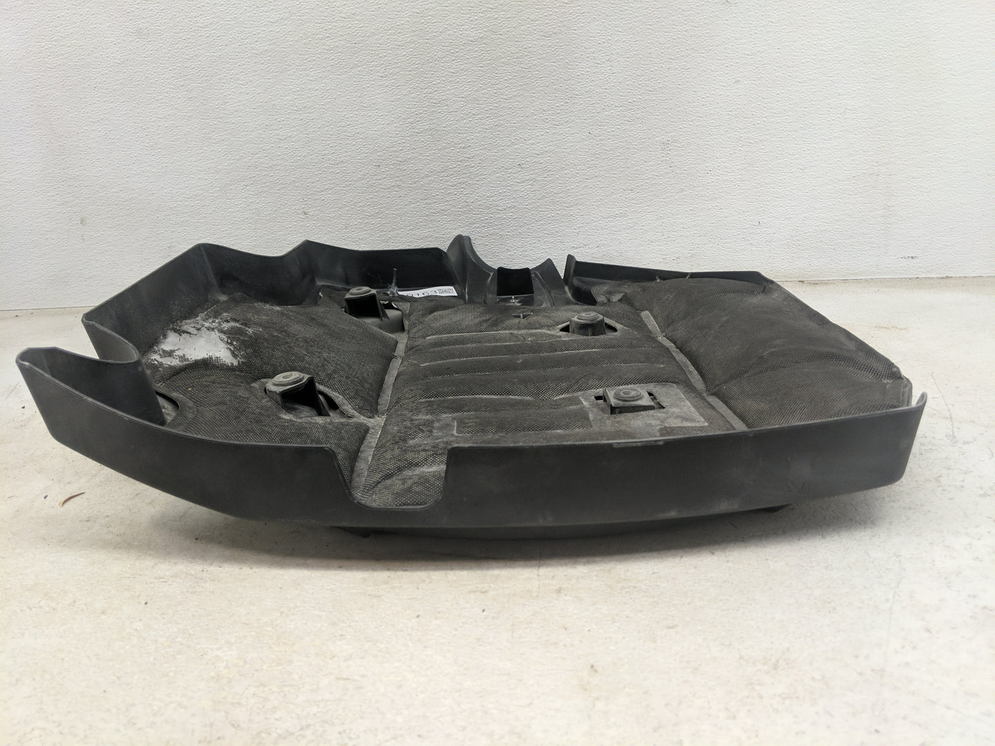 2015 Hyundai Tucson Engine Cover 1460163 - Oemusedautoparts1.com