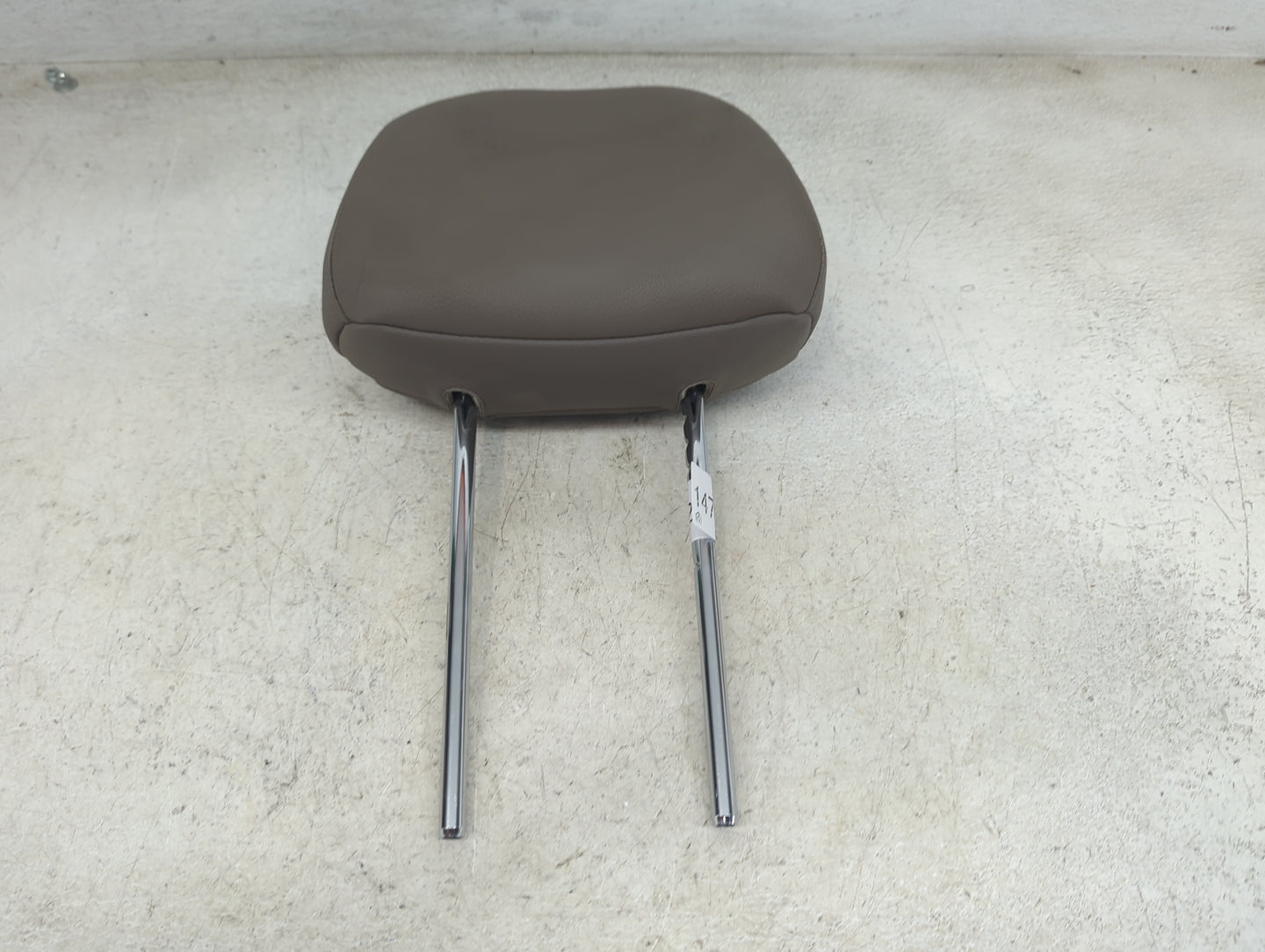 2010-2016 Hyundai Tucson Headrest Head Rest Front Driver Passenger Seat Fits Fits 2010 2011 2012 2013 2014 2015 2016 OEM Use
