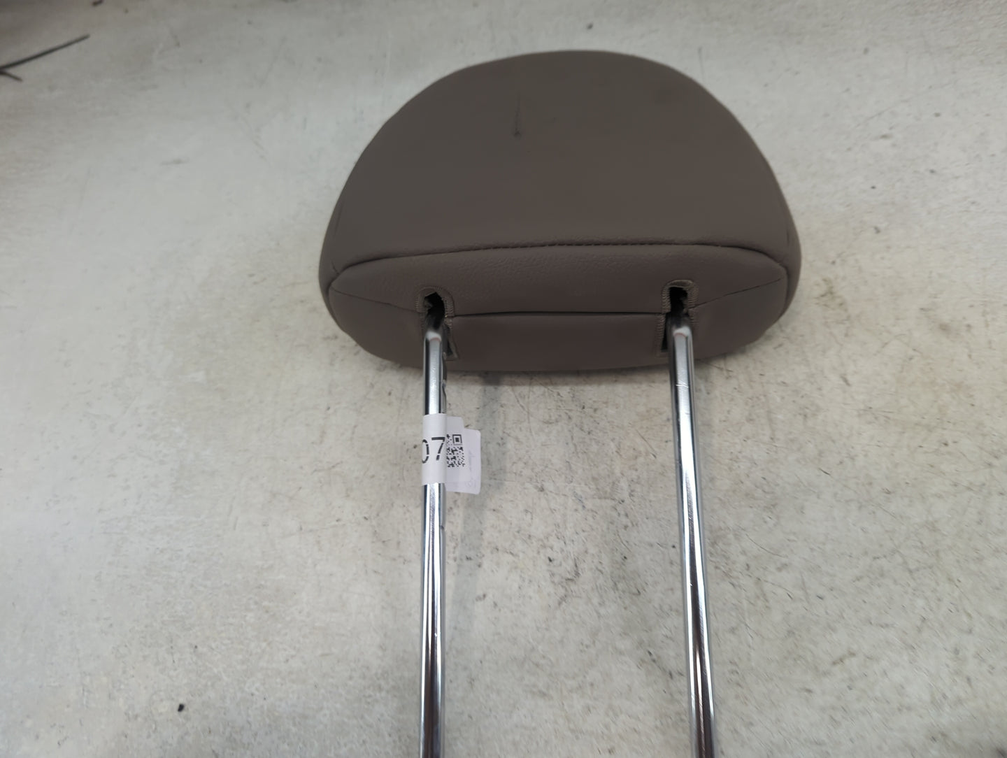 2010-2016 Hyundai Tucson Headrest Head Rest Front Driver Seat Grey - Oemusedautoparts1.com