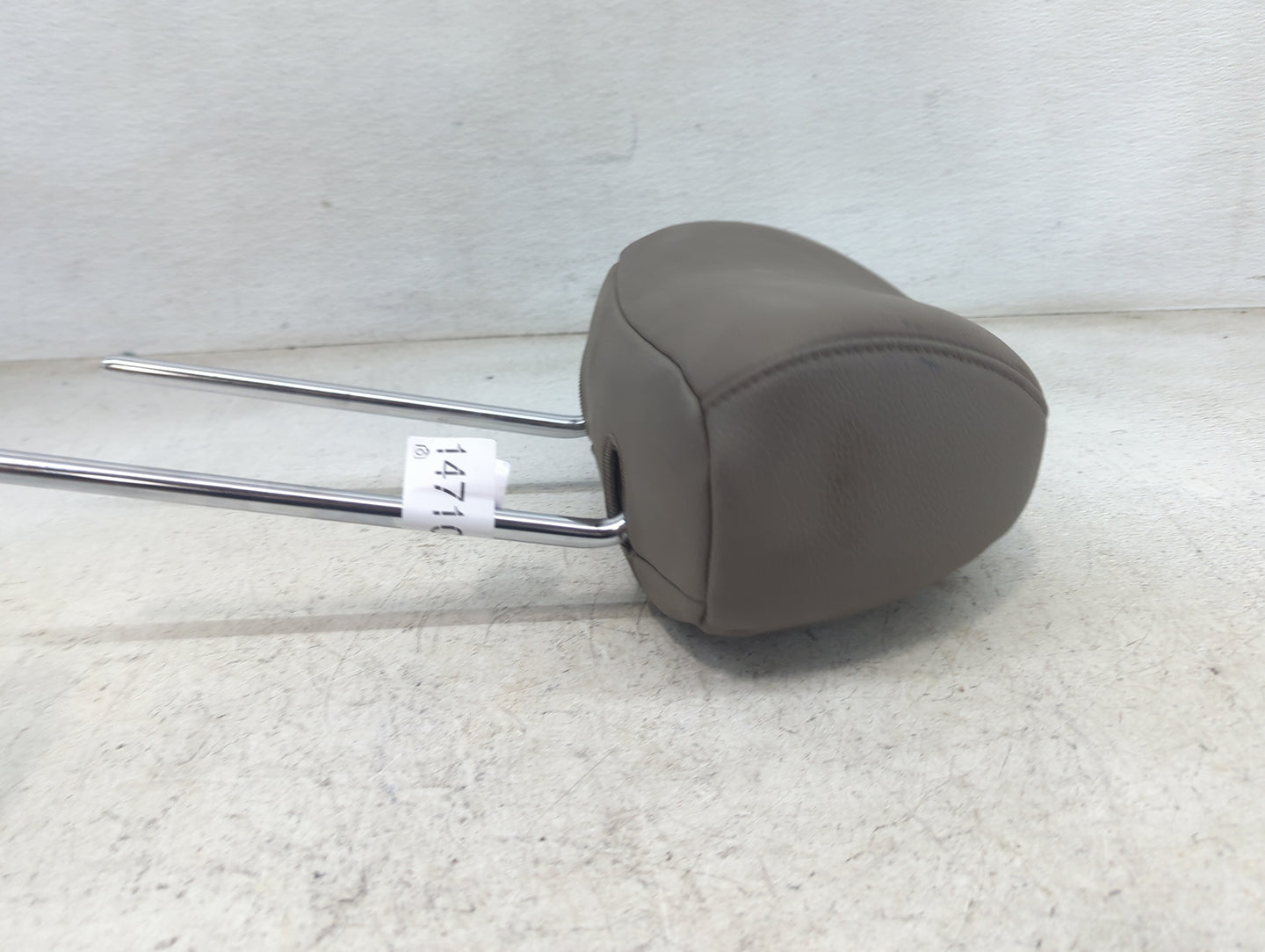 2010-2016 Hyundai Tucson Headrest Head Rest Front Driver Seat Grey - Oemusedautoparts1.com