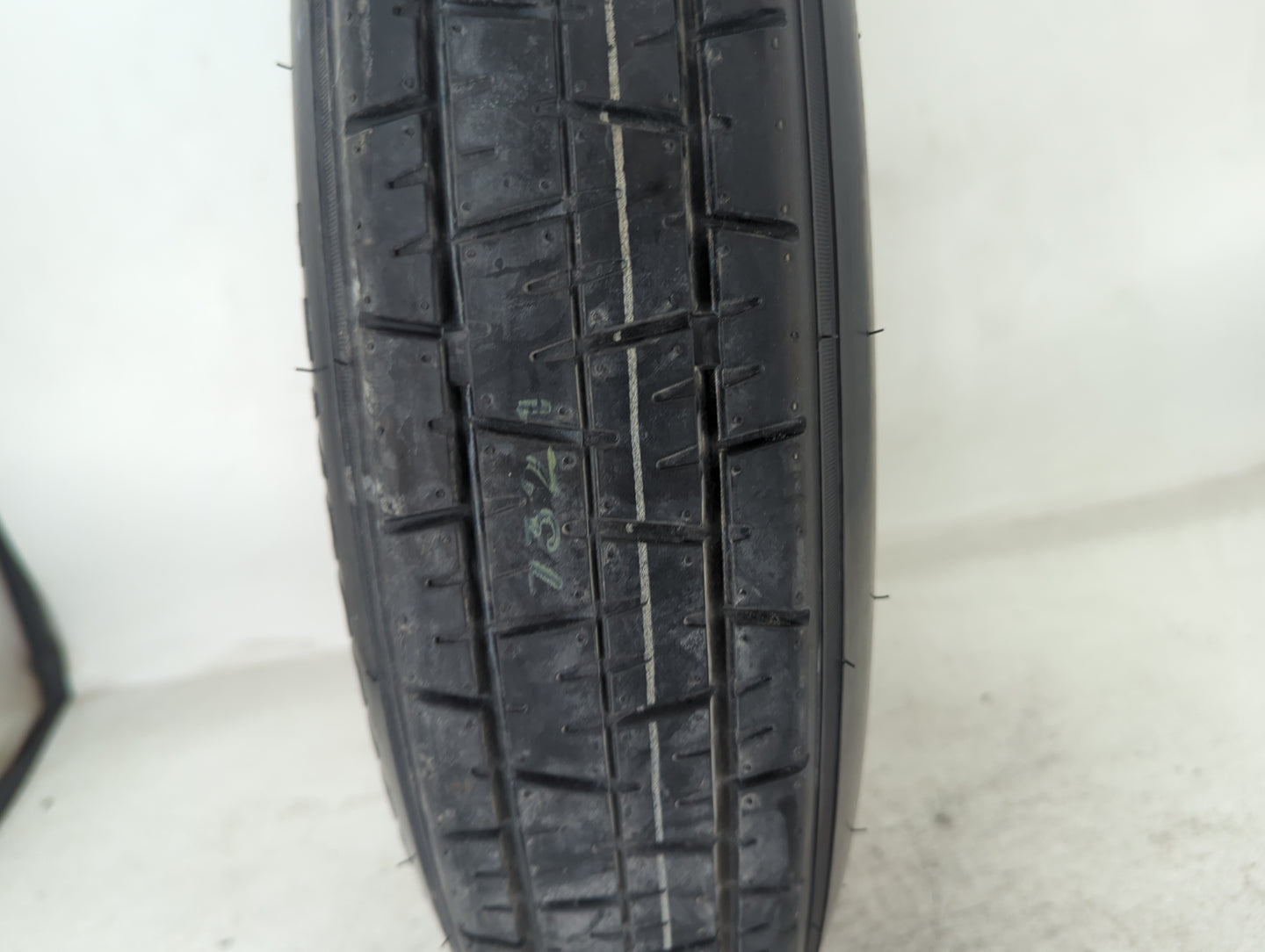 2006-2015 Hyundai Tucson Spare Donut Tire Wheel Rim Oem 1486992 - Oemusedautoparts1.com