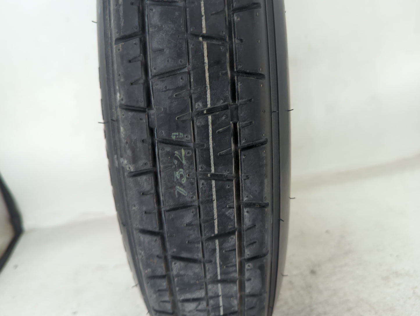 2006-2015 Hyundai Tucson Spare Donut Tire Wheel Rim Oem 1486992 - Oemusedautoparts1.com