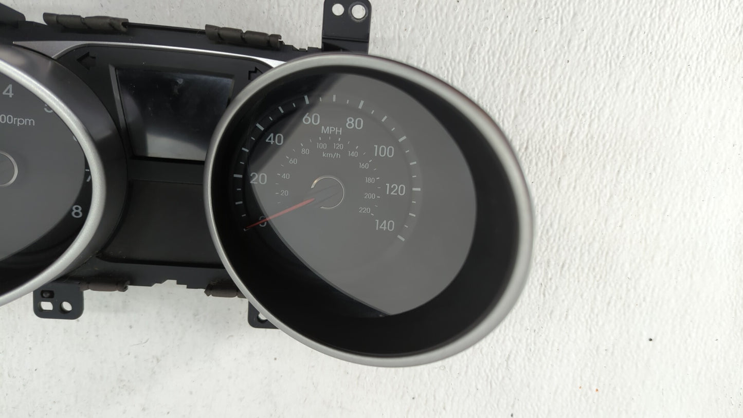 2014-2015 Hyundai Tucson Instrument Cluster Speedometer Gauges P/N:94011-2S080 Fits Fits 2014 2015 OEM Used Auto Parts - Oem