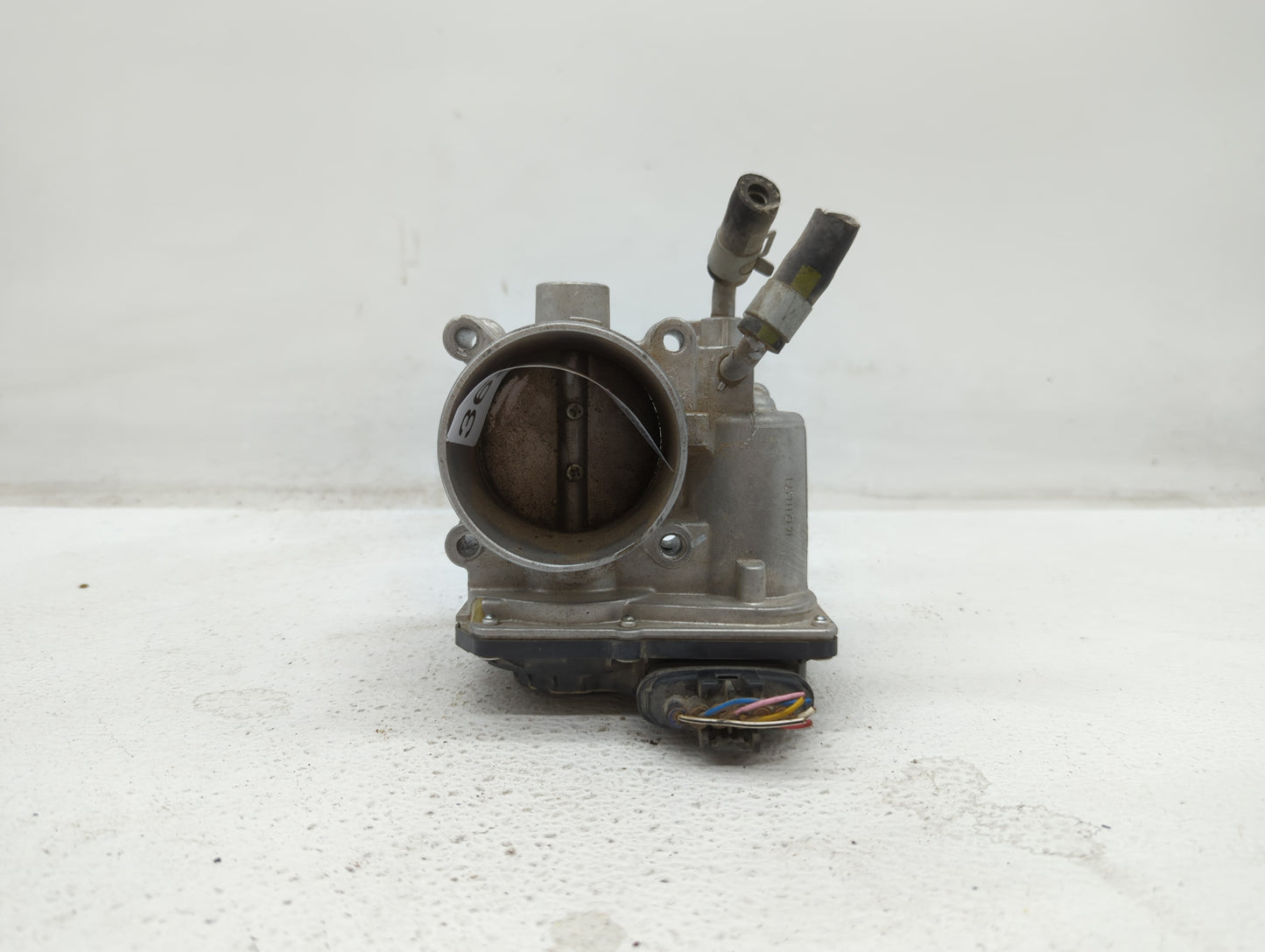 2014-2018 Hyundai Tucson Throttle Body P/N:35100-2E000 1302150124 Fits Fits 2011 2012 2013 2014 2015 2016 2017 2018 2019 OEM