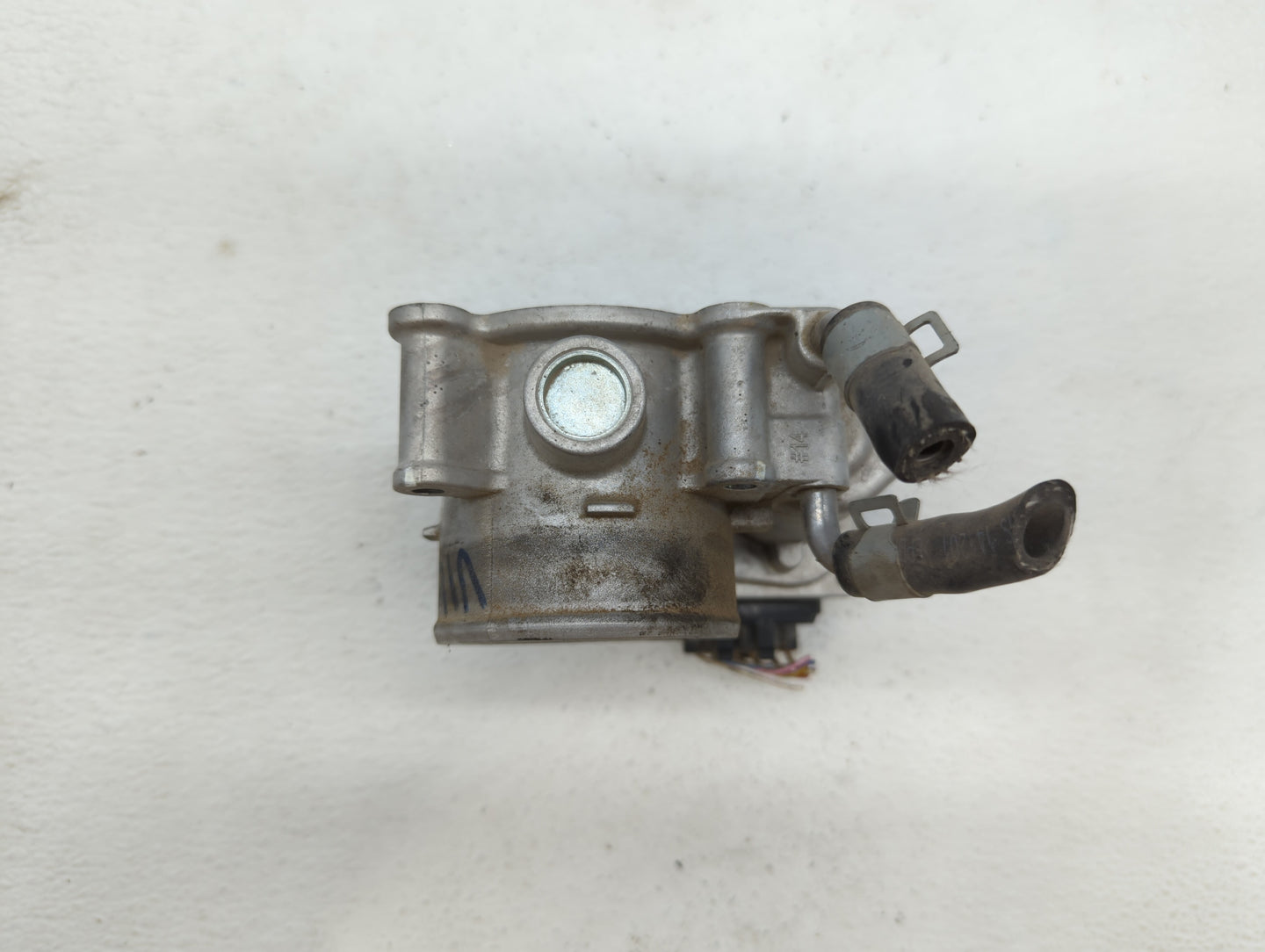 2014-2018 Hyundai Tucson Throttle Body P/N:35100-2E000 1302150124 Fits Fits 2011 2012 2013 2014 2015 2016 2017 2018 2019 OEM