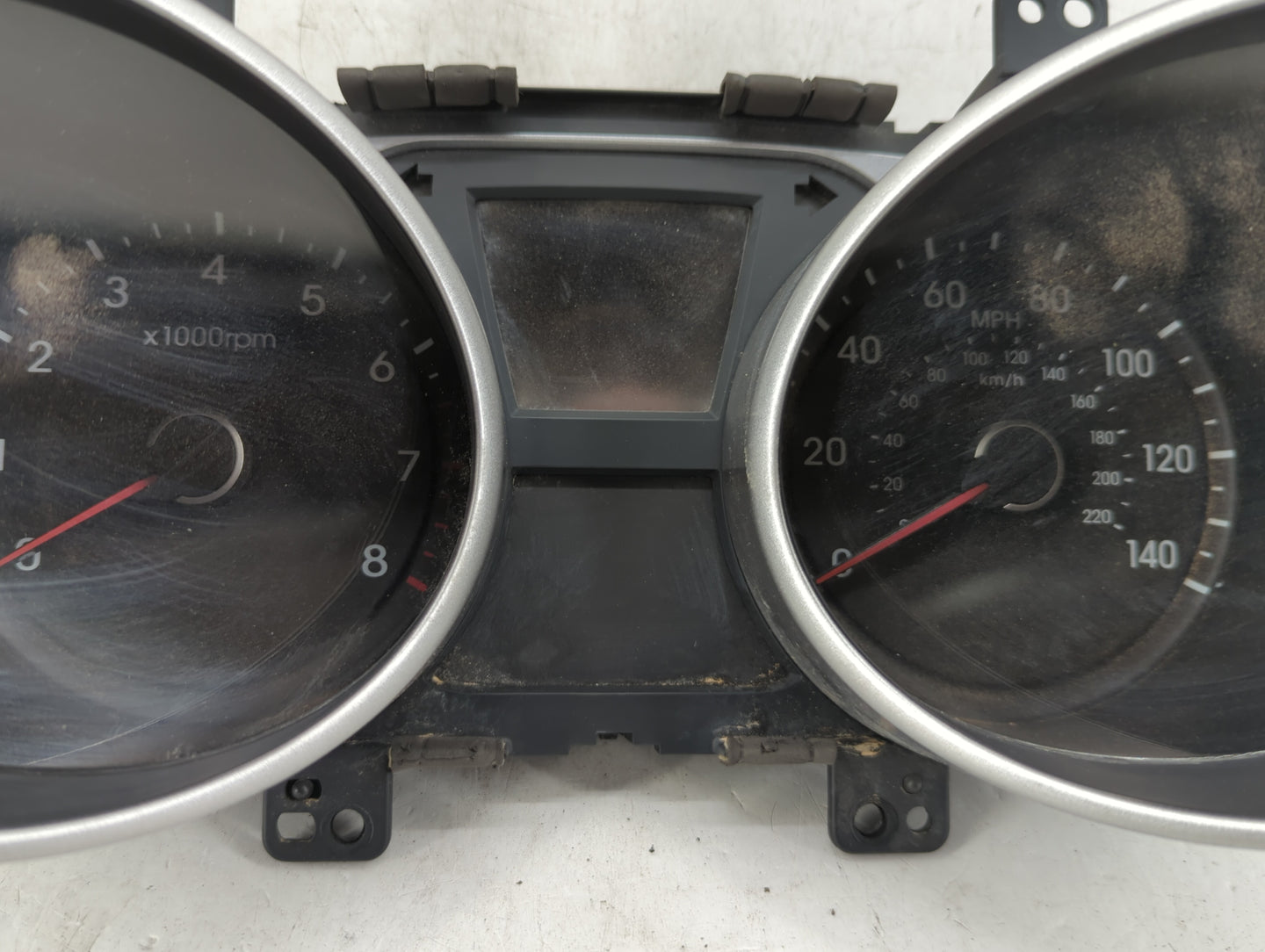 2014-2015 Hyundai Tucson Instrument Cluster Speedometer Gauges P/N:83800-0ZX10 94011-2S080 Fits Fits 2014 2015 OEM Used Auto