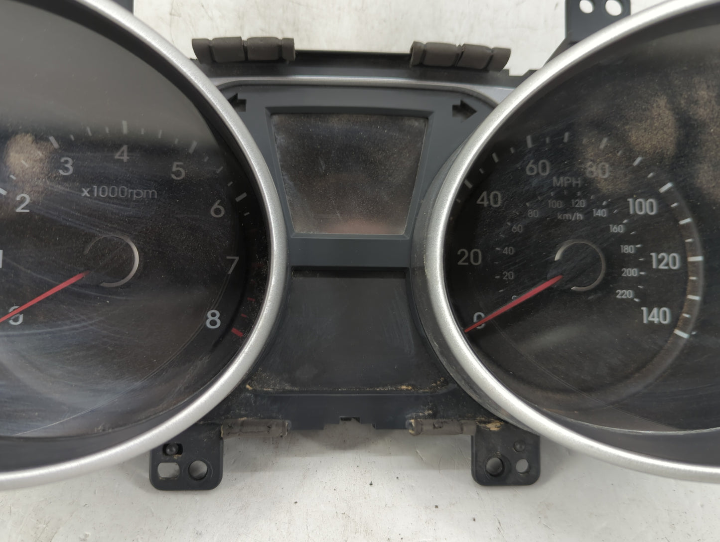 2014-2015 Hyundai Tucson Instrument Cluster Speedometer Gauges P/N:83800-0ZX10 94011-2S080 Fits Fits 2014 2015 OEM Used Auto