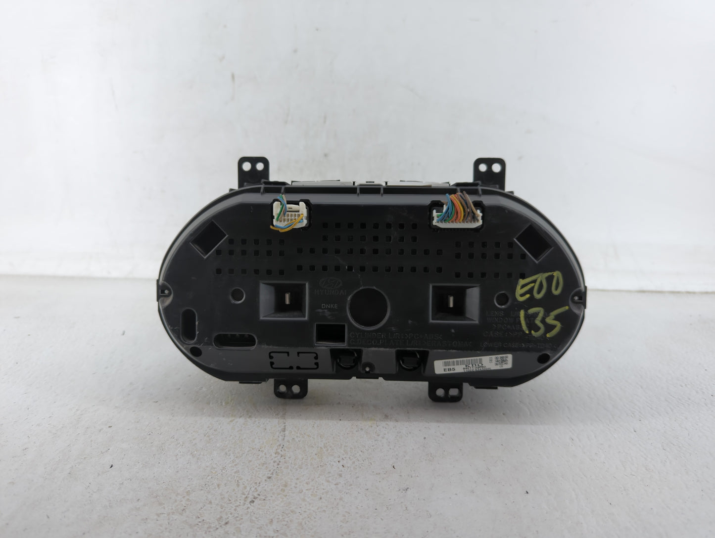 2014-2015 Hyundai Tucson Instrument Cluster Speedometer Gauges P/N:83800-0ZX10 94011-2S080 Fits Fits 2014 2015 OEM Used Auto