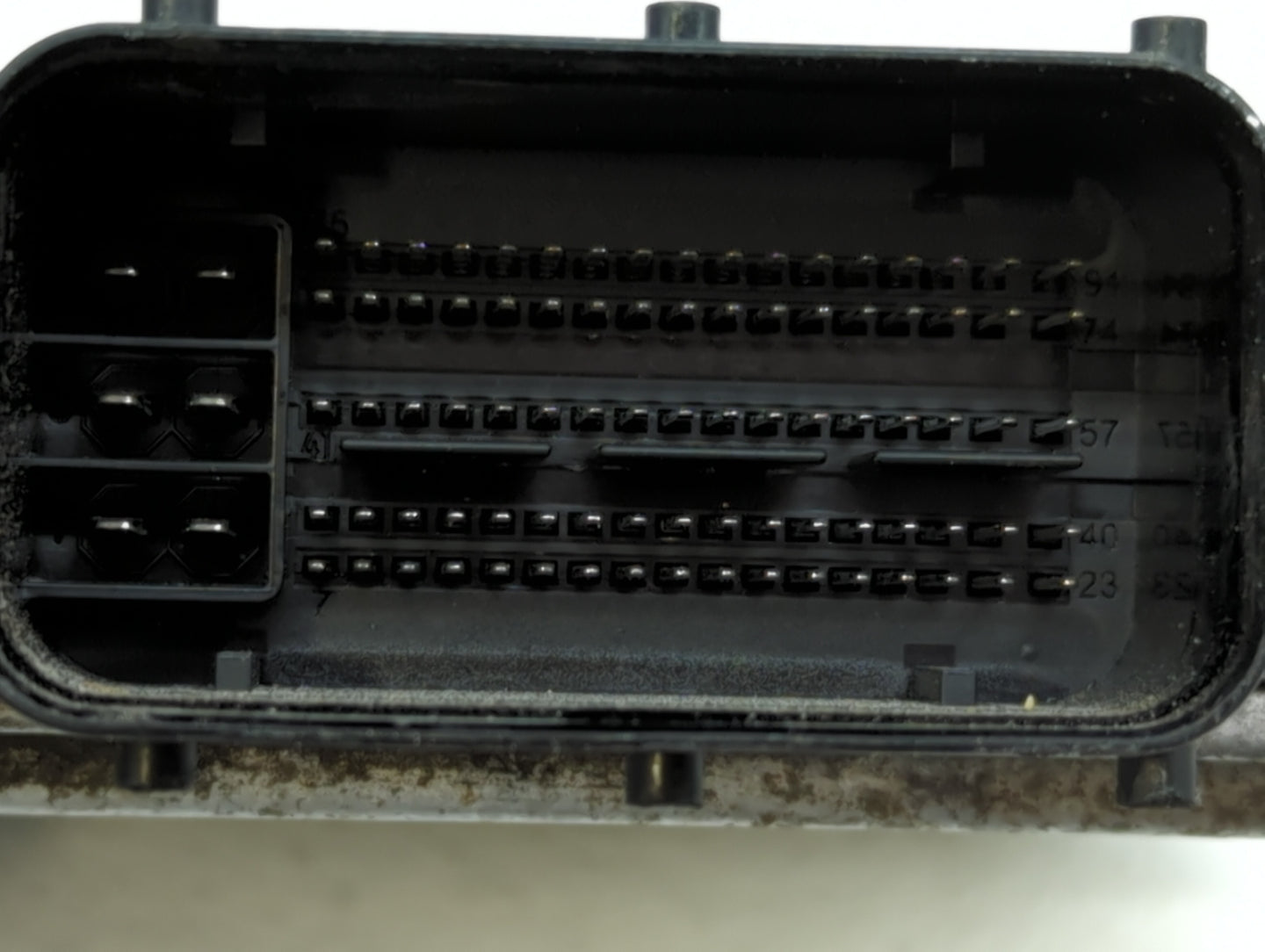 2014-2015 Hyundai Tucson PCM Engine Control Computer ECU ECM PCU OEM P/N:39136-2GBD2 39106-2GBD2 Fits Fits 2014 2015 OEM Use