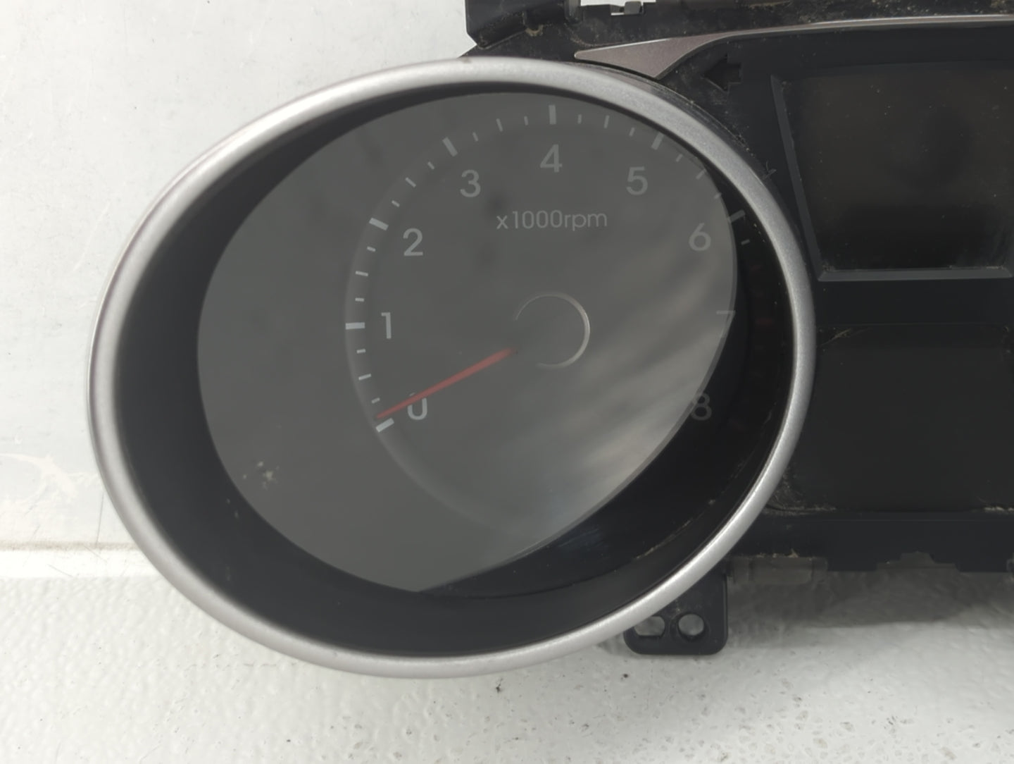 2014-2015 Hyundai Tucson Instrument Cluster Speedometer Gauges P/N:94011-2S080 Fits Fits 2014 2015 OEM Used Auto Parts - Oem